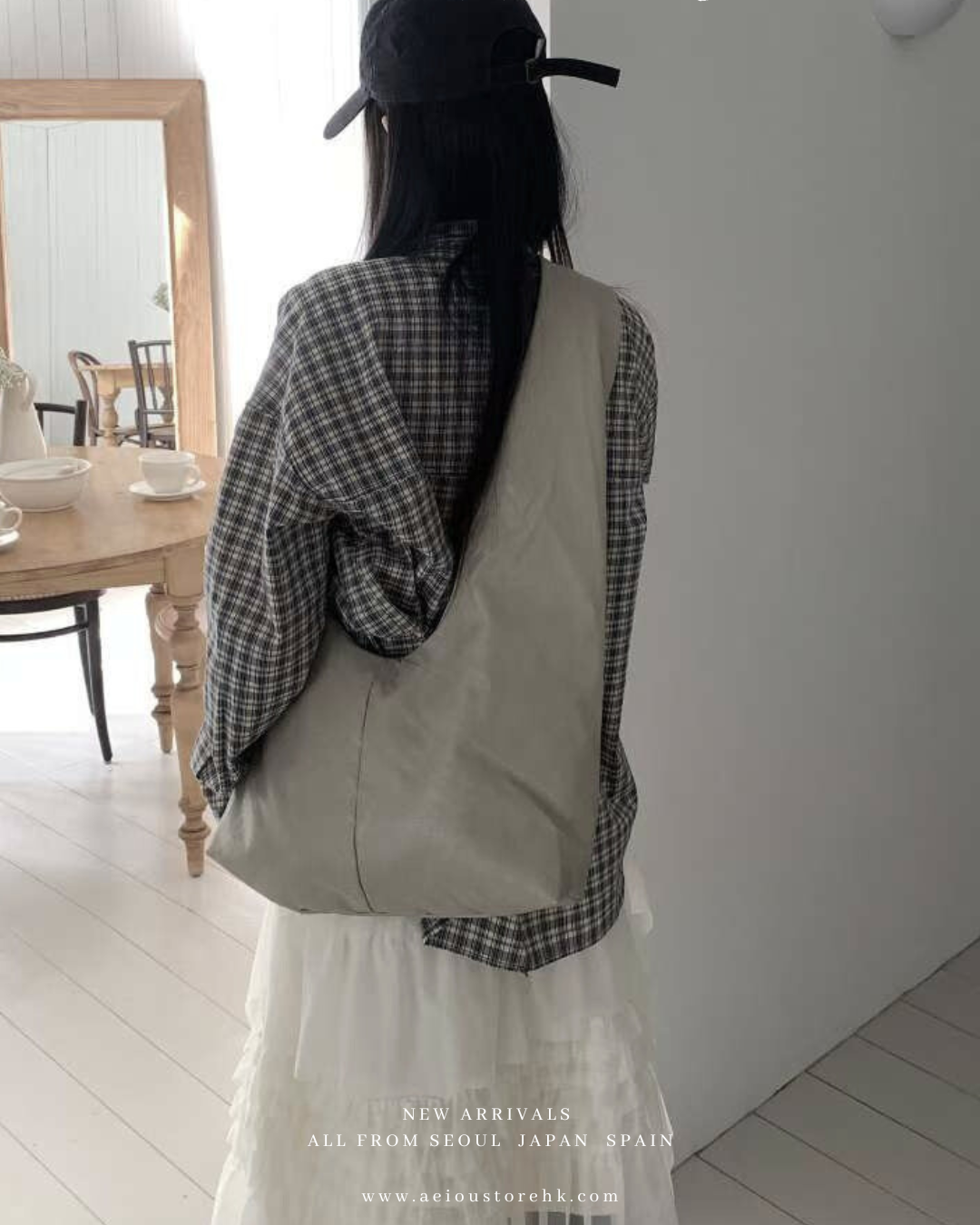 BG48- 2 Way Cushion Tote Bag | Grey Beige | Black