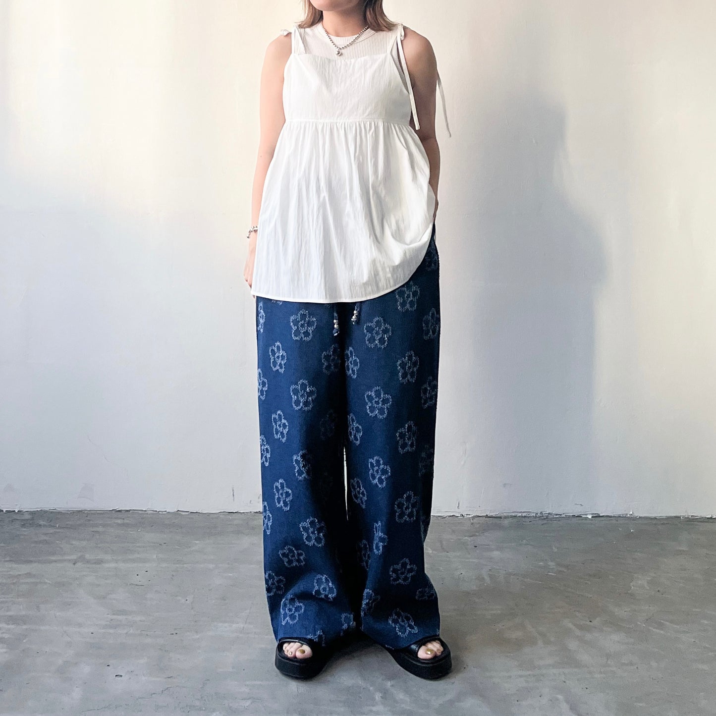 PT56- Flowers Denim Pants | Blue | Navy