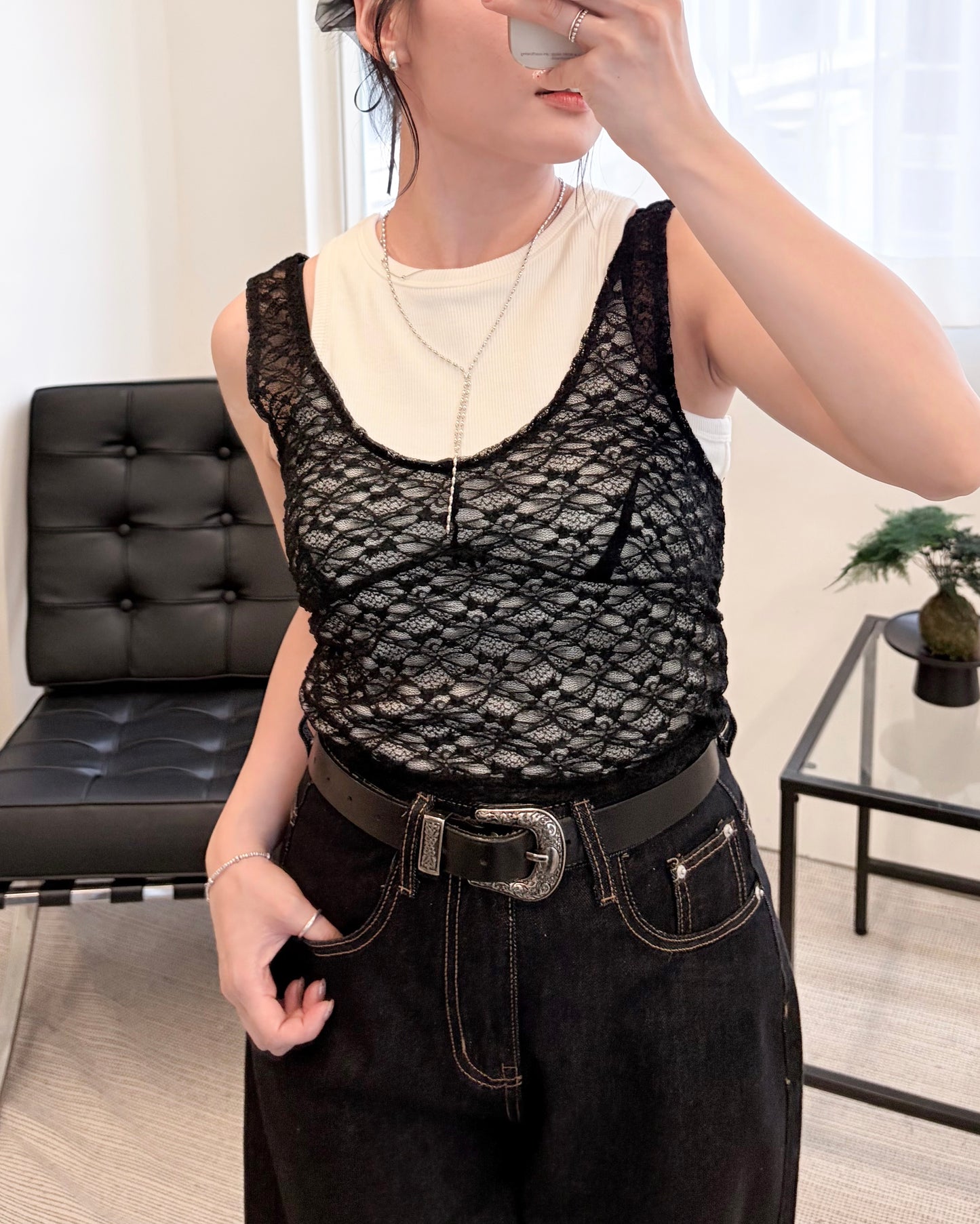 TP831- Short Lace Vest | Ivory | Black