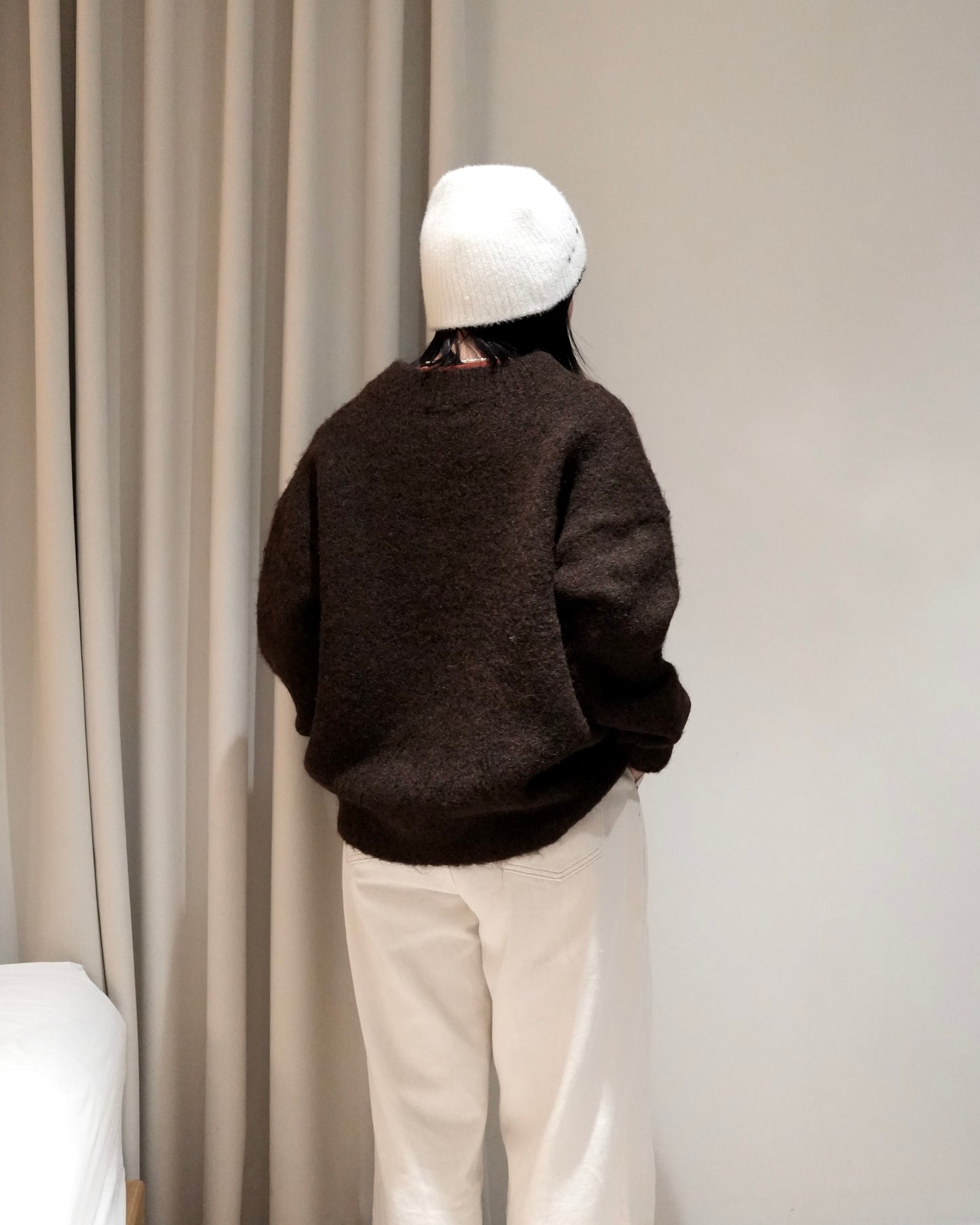 TP702- V Neck knit Top | Ivory | Camel | Brown