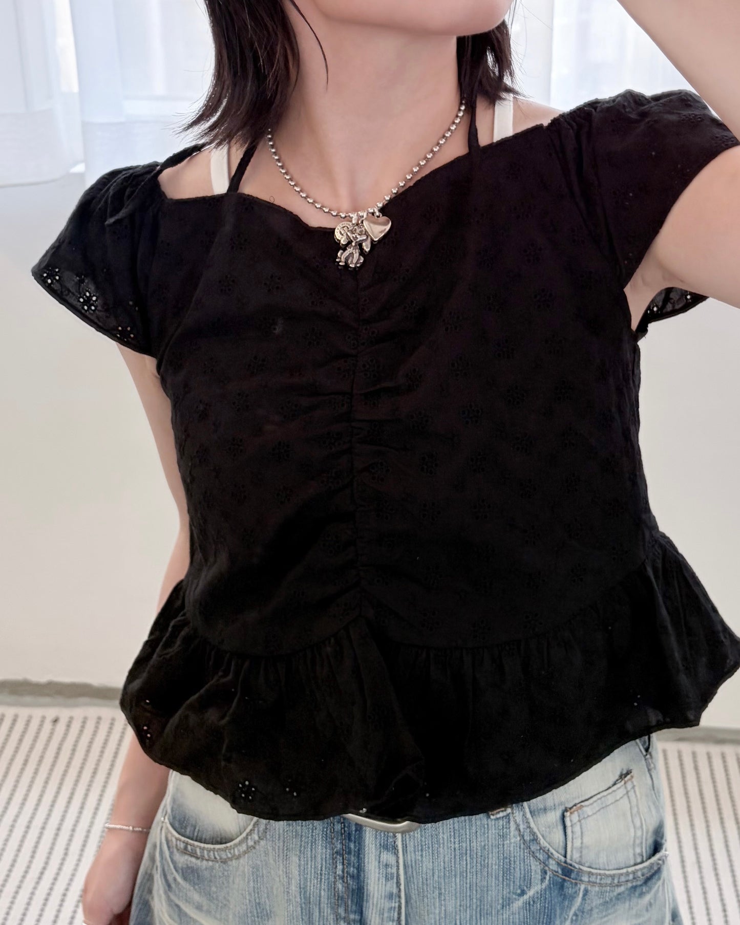 TP827- 2 Way Floral Top | White | Black （側有拉鍊位)