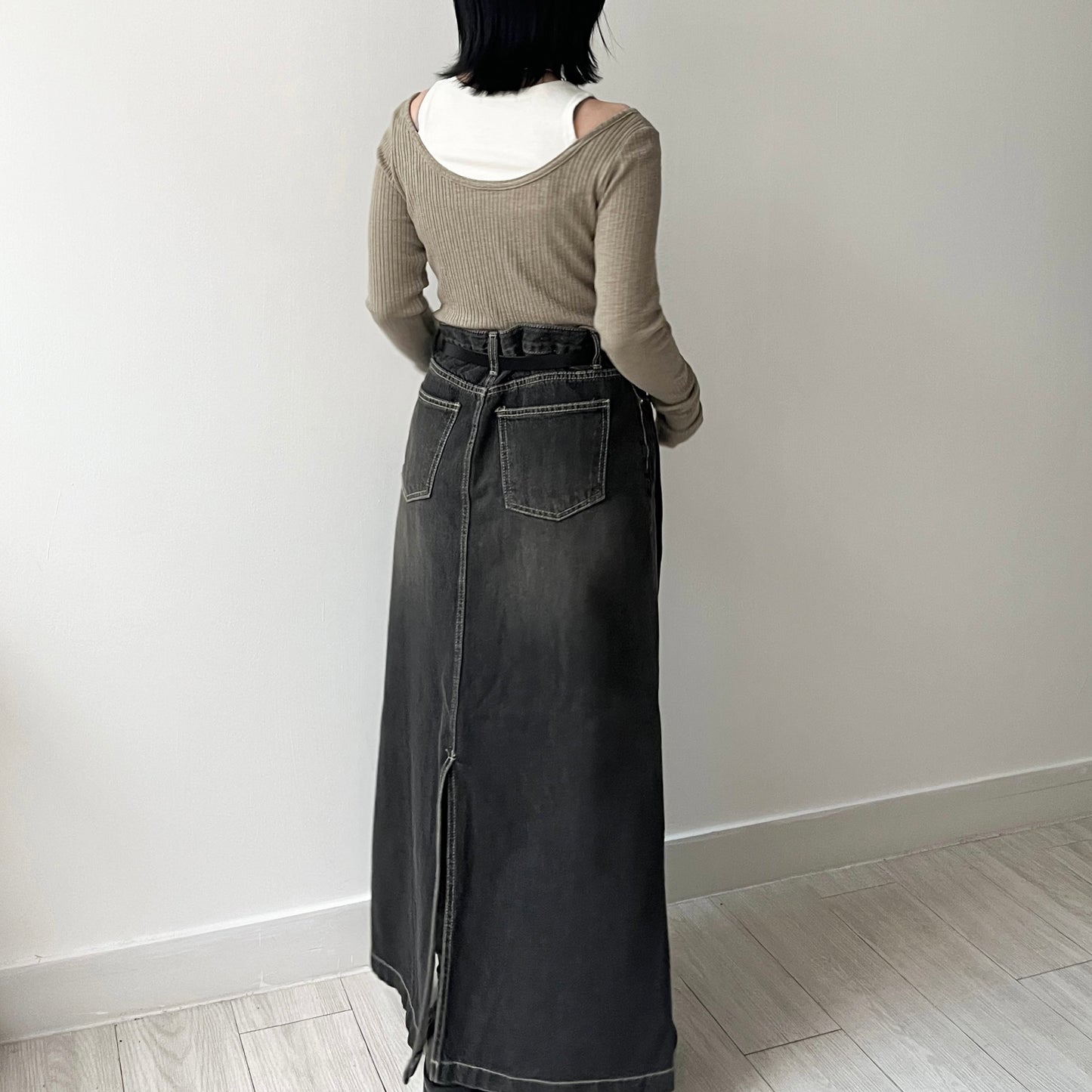 SK95- 2 Line Black Denim Skirt | S  | M