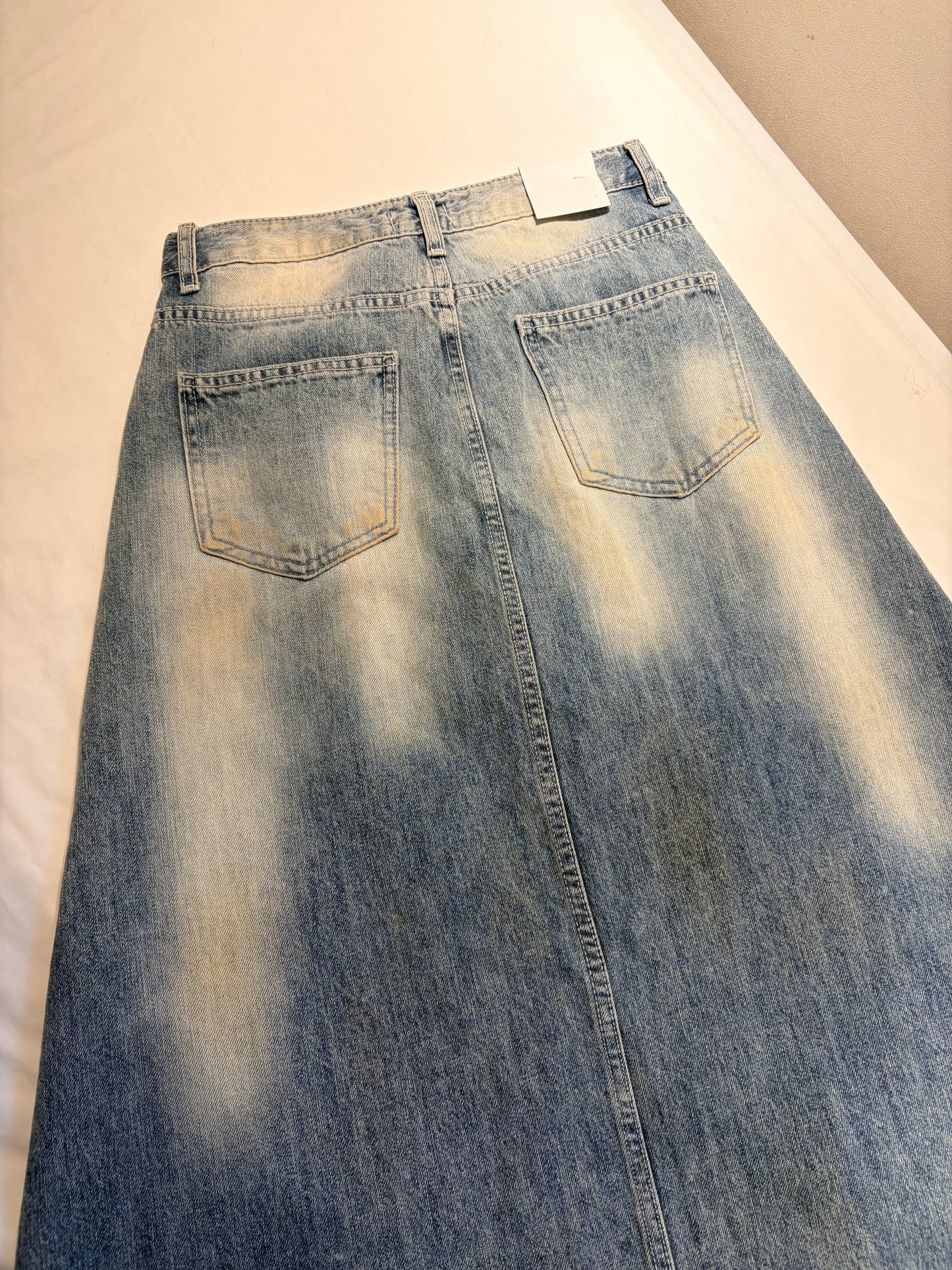 SK137- 做舊洗水蘇蘇腳牛仔裙 S / M