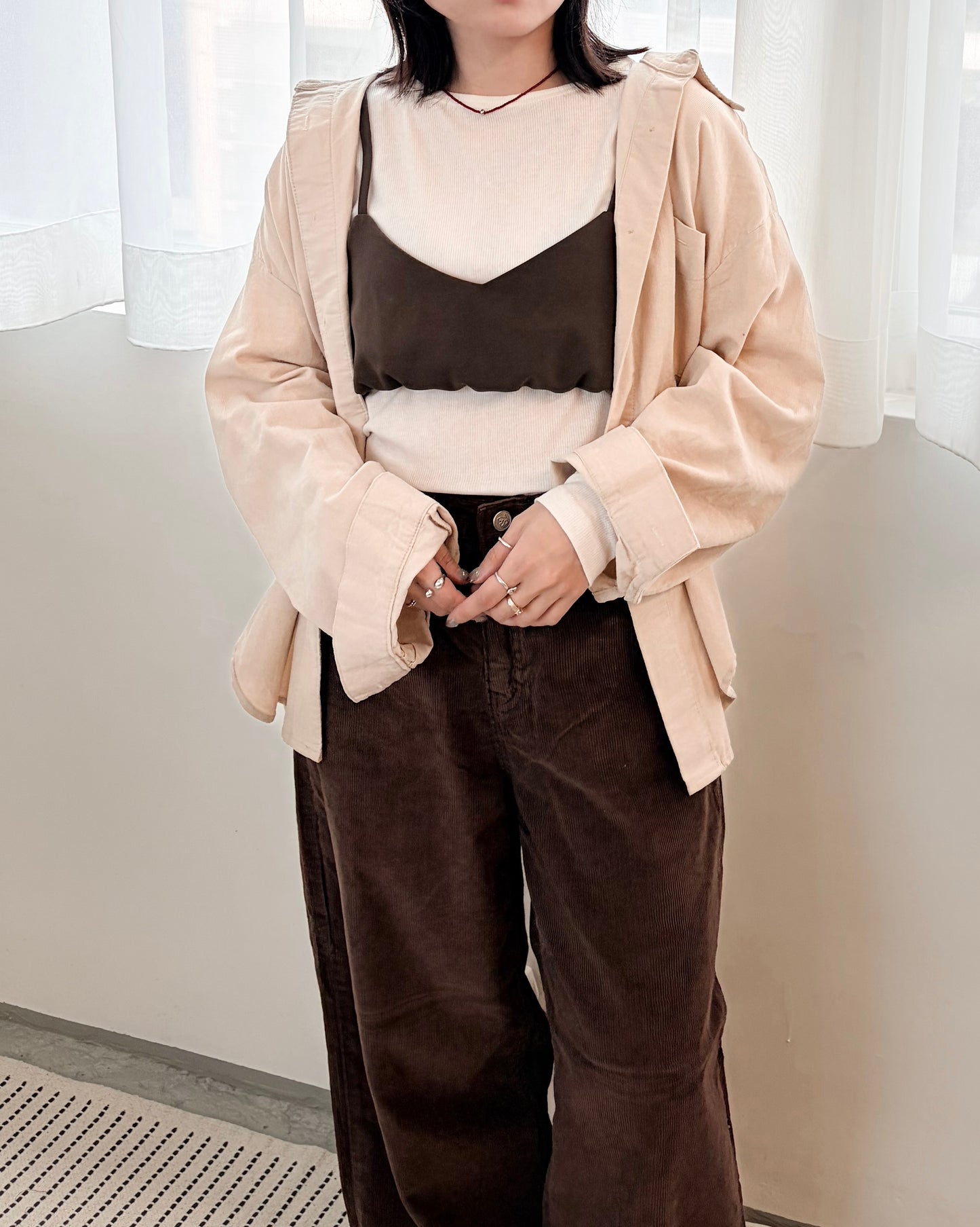 TP696- 三色薄燈芯絨恤衫 ｜ Ivory | Light Green | Brown