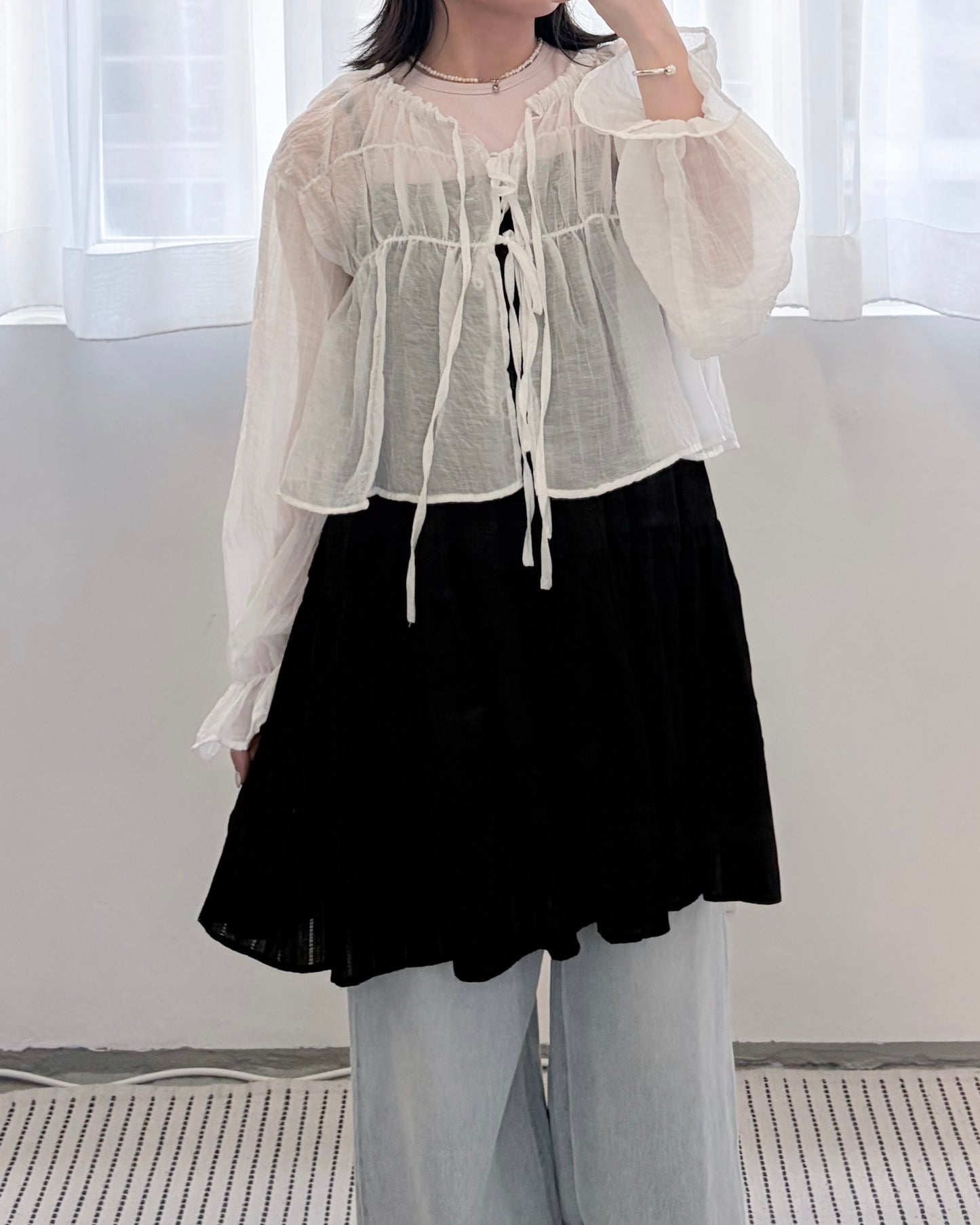 TP803- Flower Embroidery Blouse | White | Flower White | Flower Black