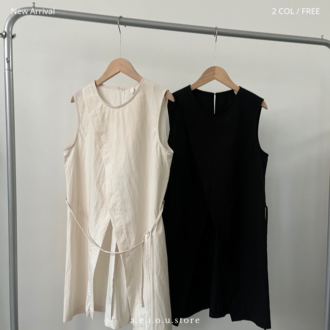 TP325-  V-Line Shirt Vest | Ivory | Black