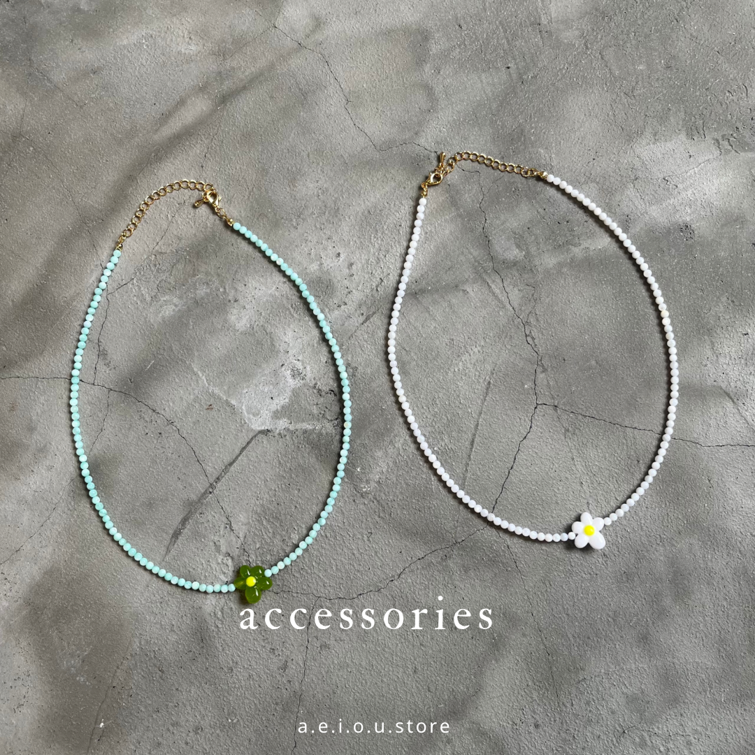 AC60- Cat Eyes Balls Flowers Necklace