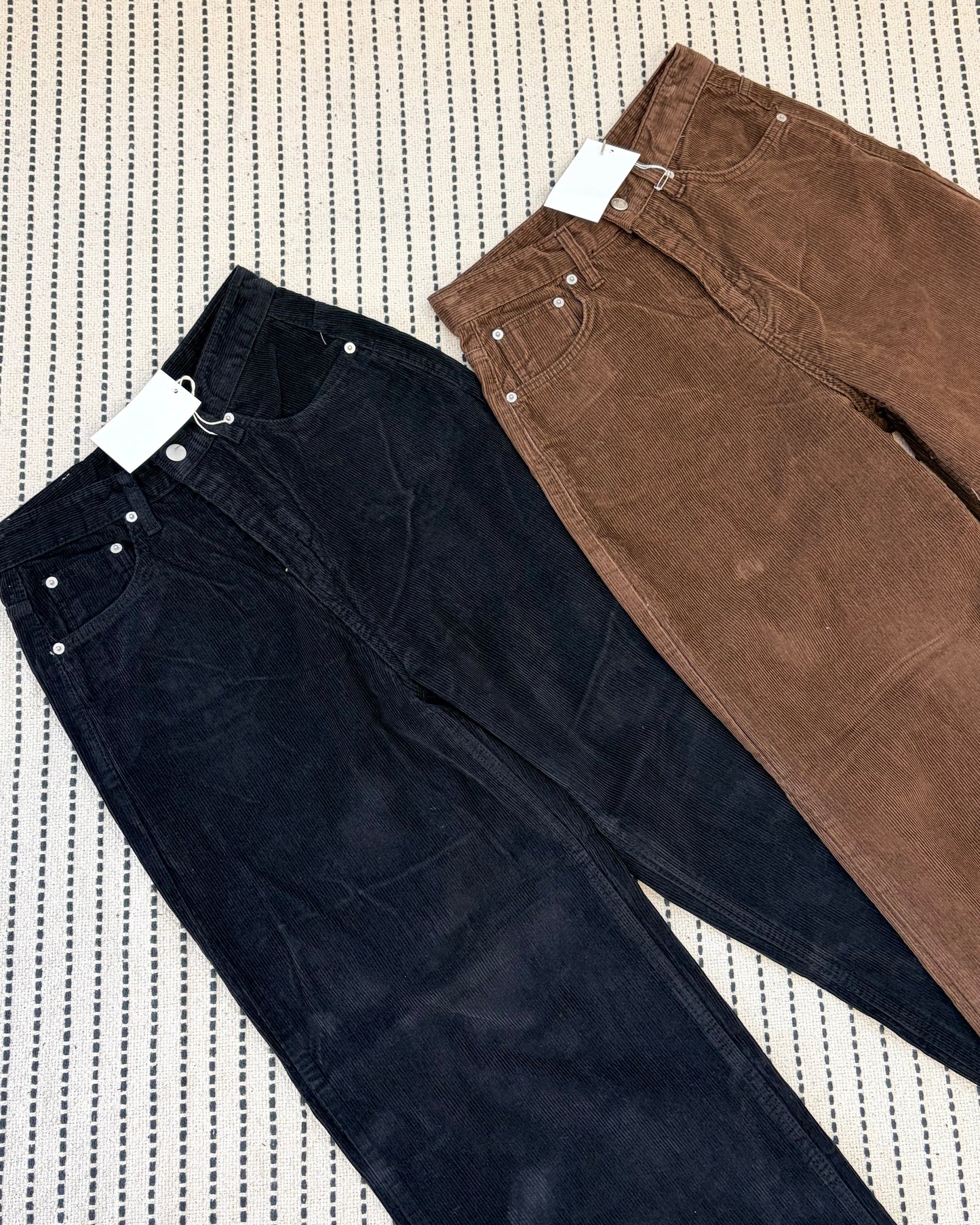 PT101- 燈芯絨直腳褲｜Brown | Black ( S / M )