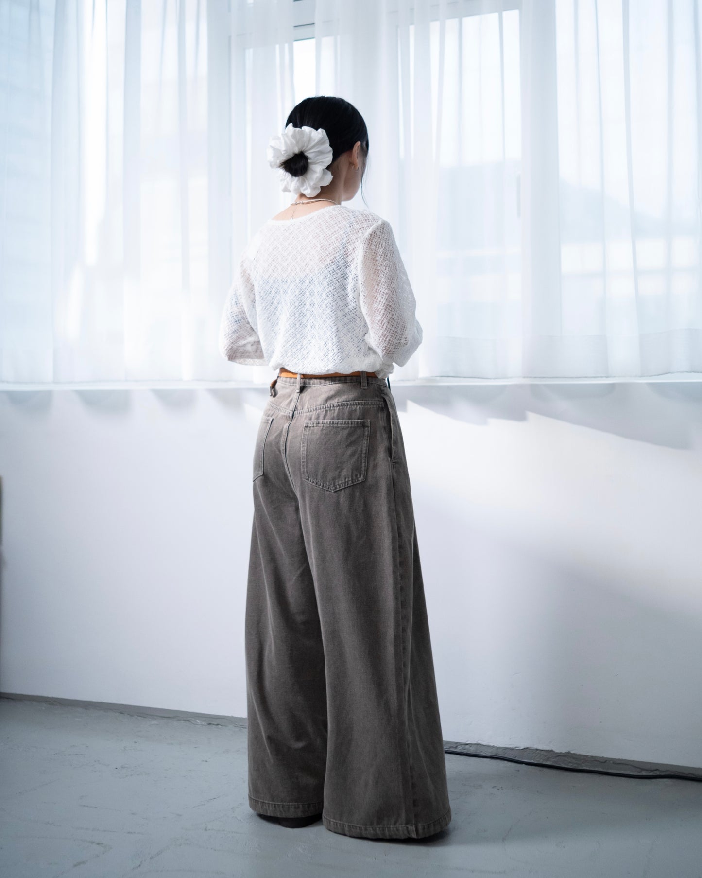 TP663- line Sheer Top | White | Black