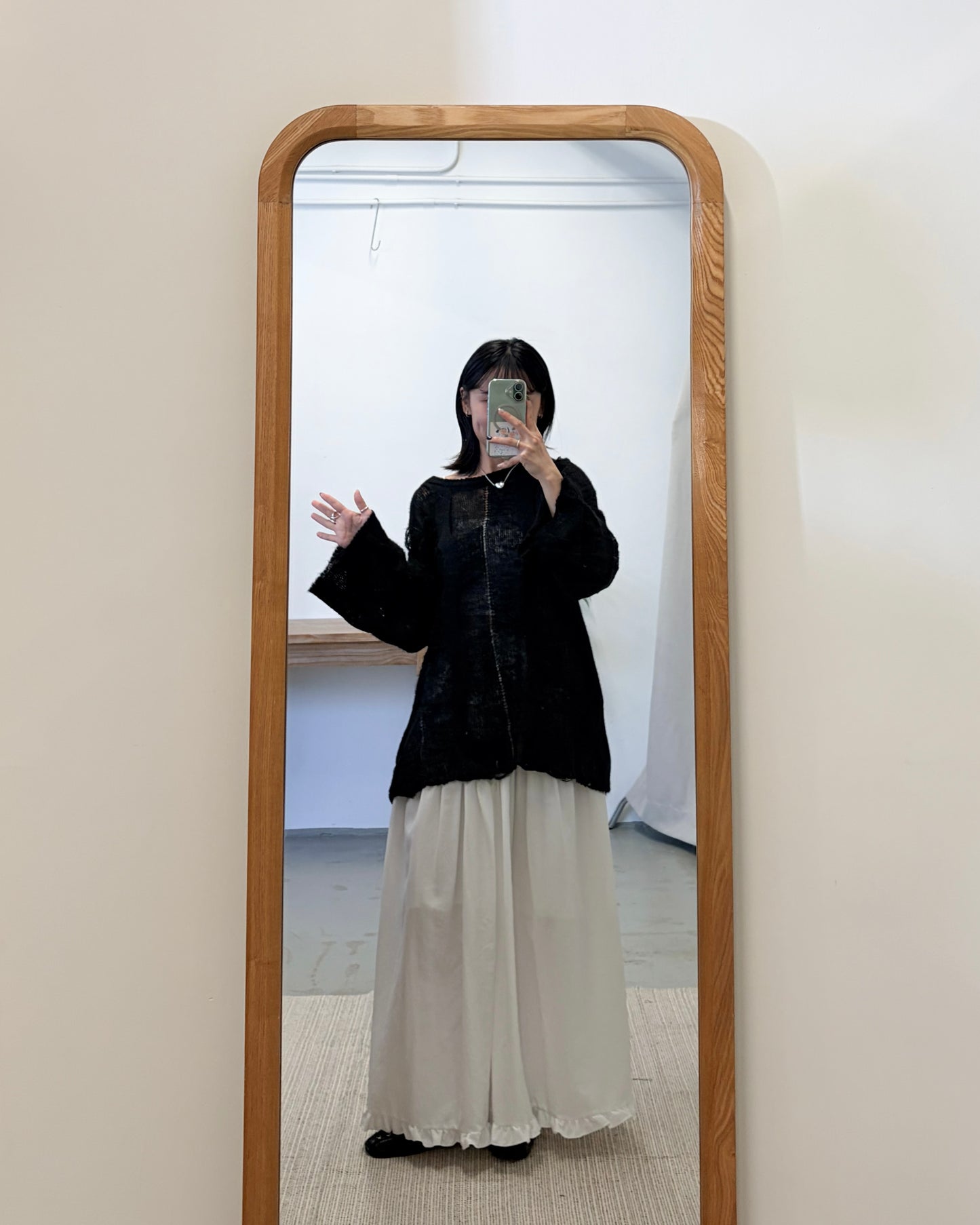 TP717- 馬海毛破爛Mesh Top | White | Brown | Black