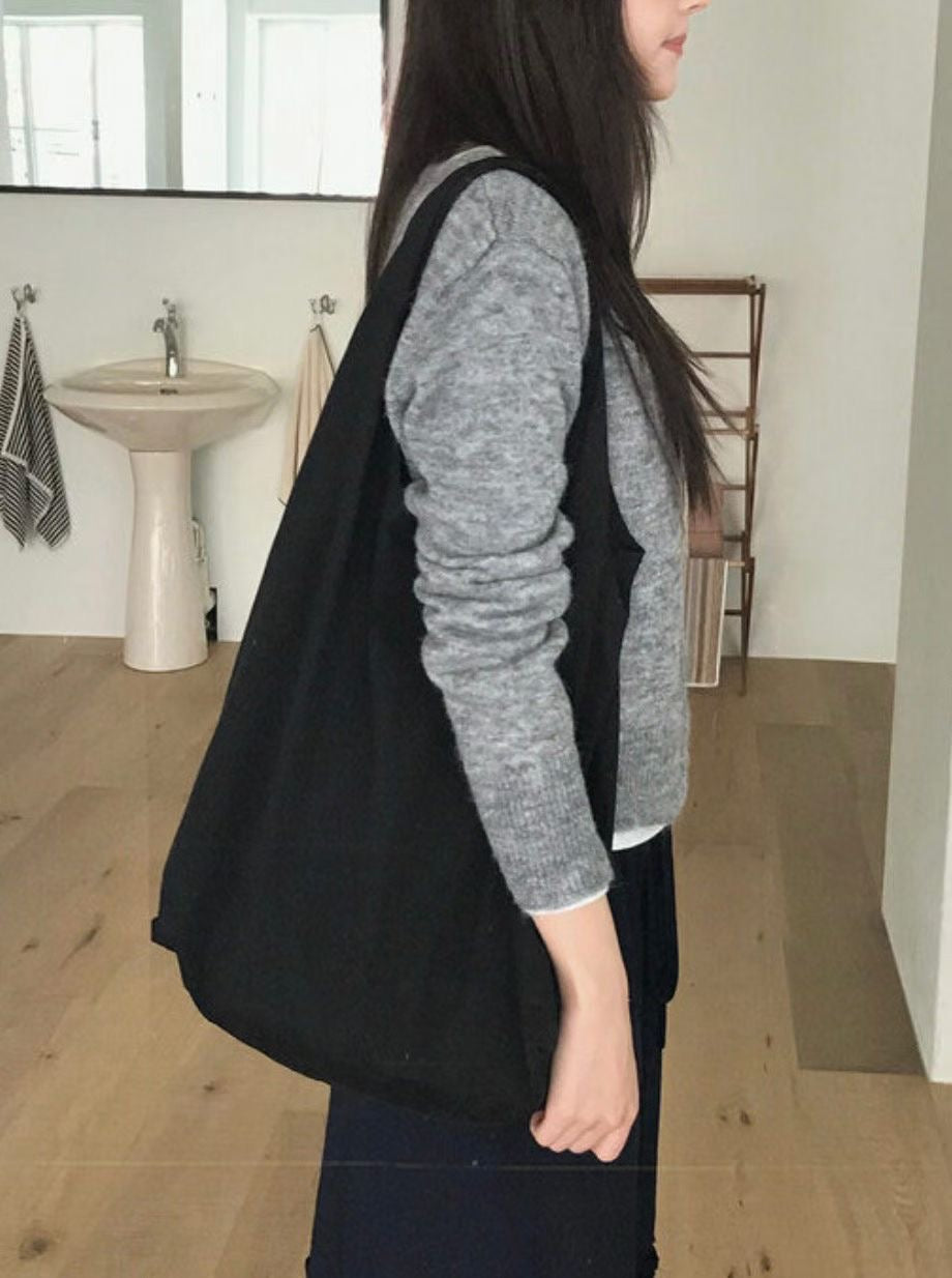 BG47- Daily Casual Bag | Deep Red | Camel | Black ( 扣自己喜歡既公仔上去♡  ̖́- )