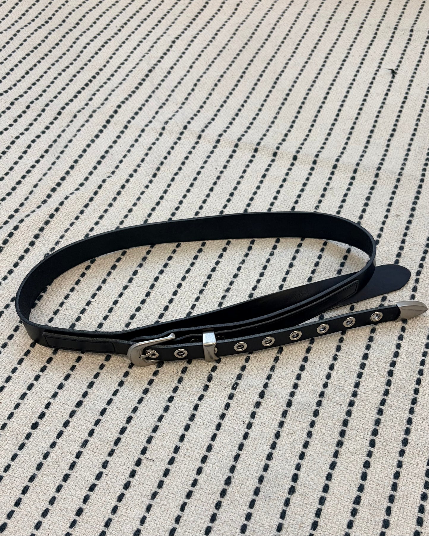 BT13- 圈圈扣疊帶牛皮皮帶 | Black