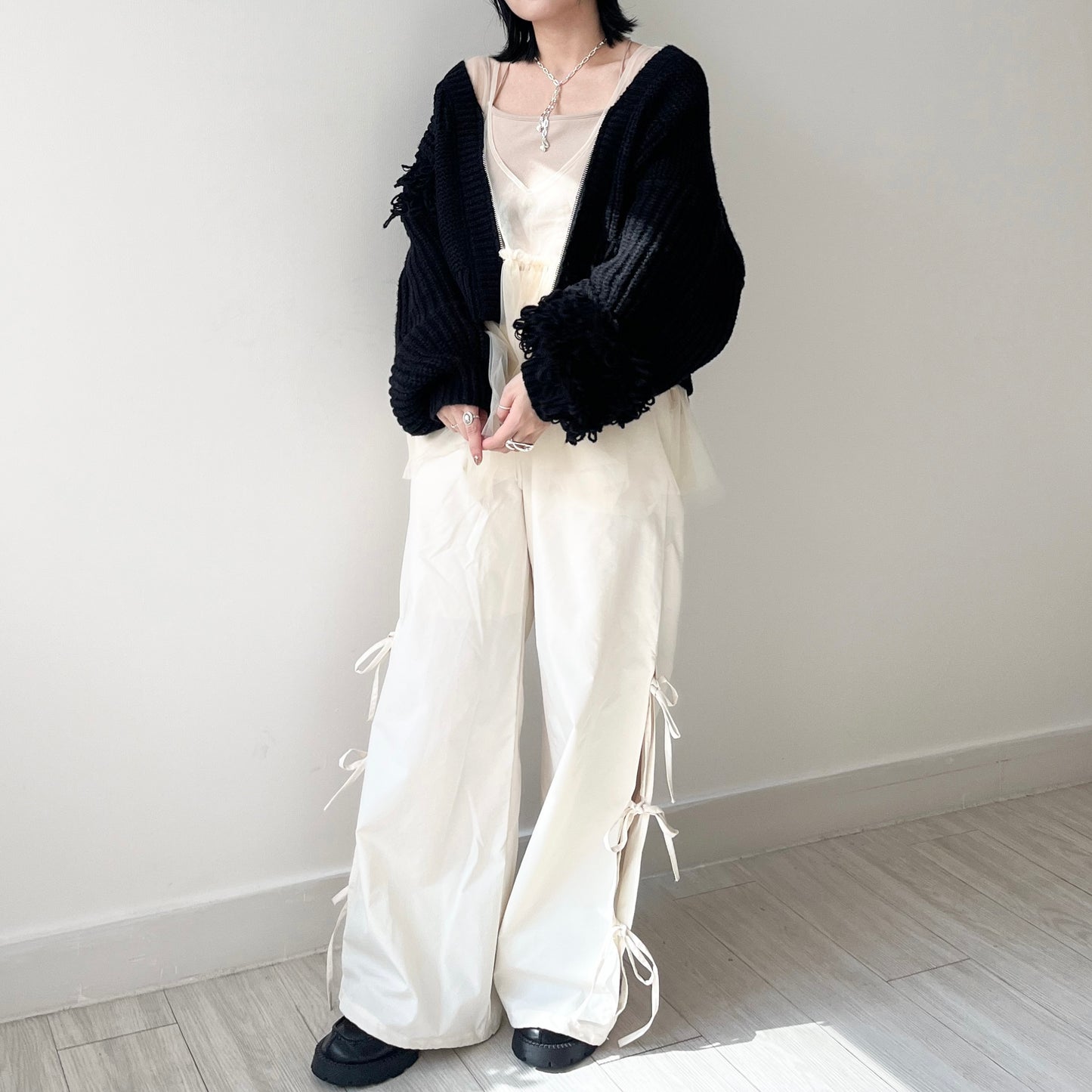 JK23-  Soso Sweater Cardigan | Ivory | Black