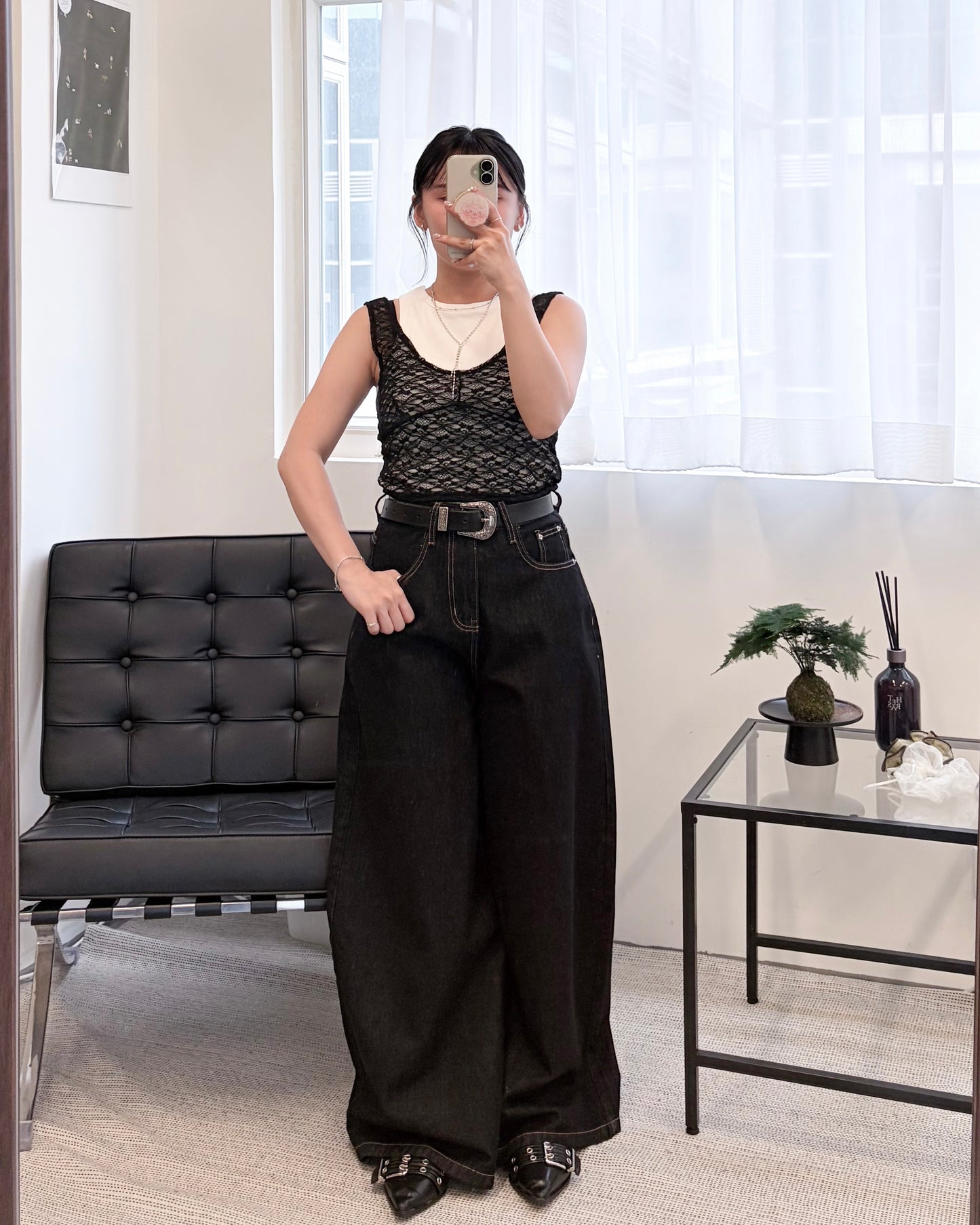TP831- Short Lace Vest | Ivory | Black