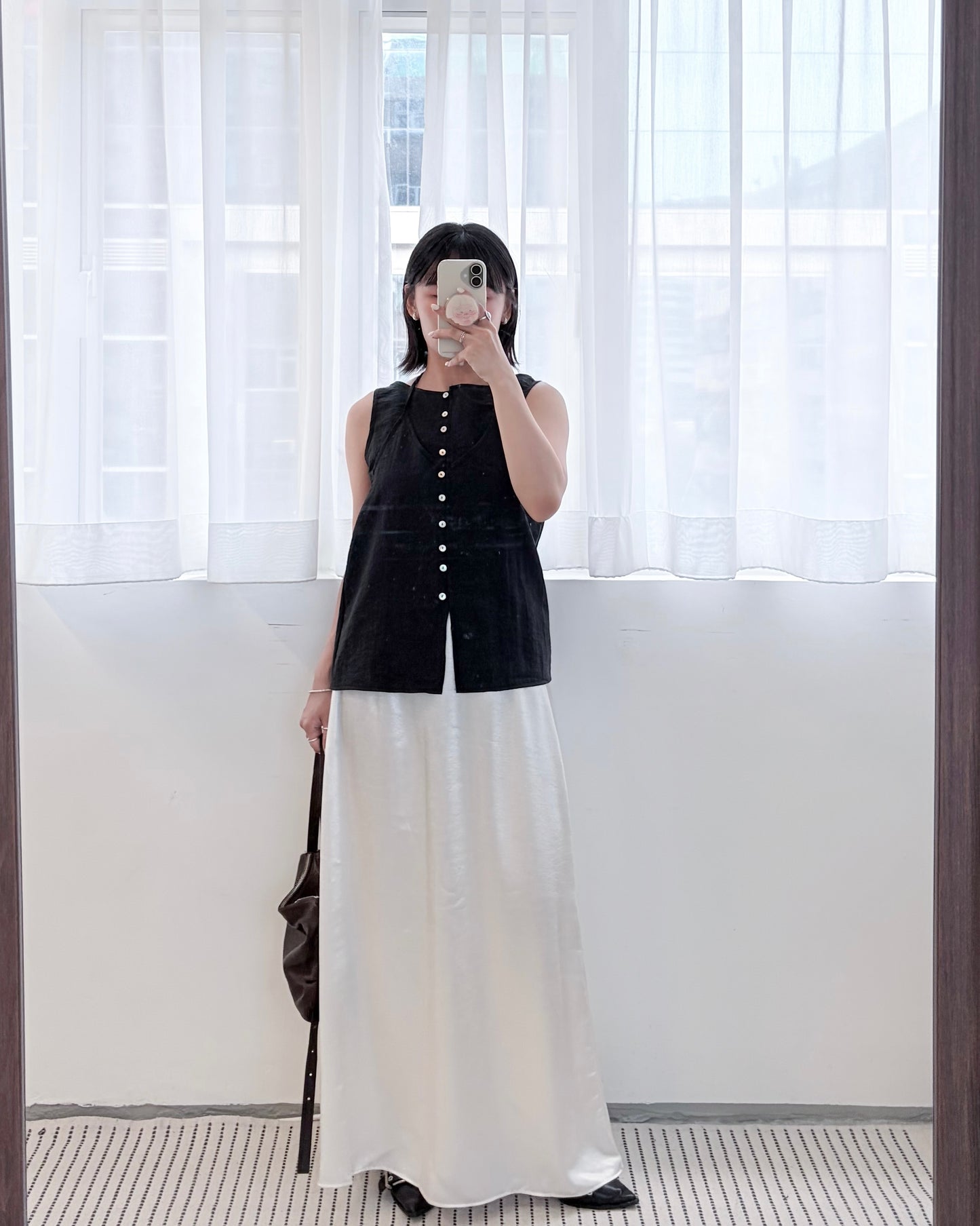 TP829- Office Vest | White | Black