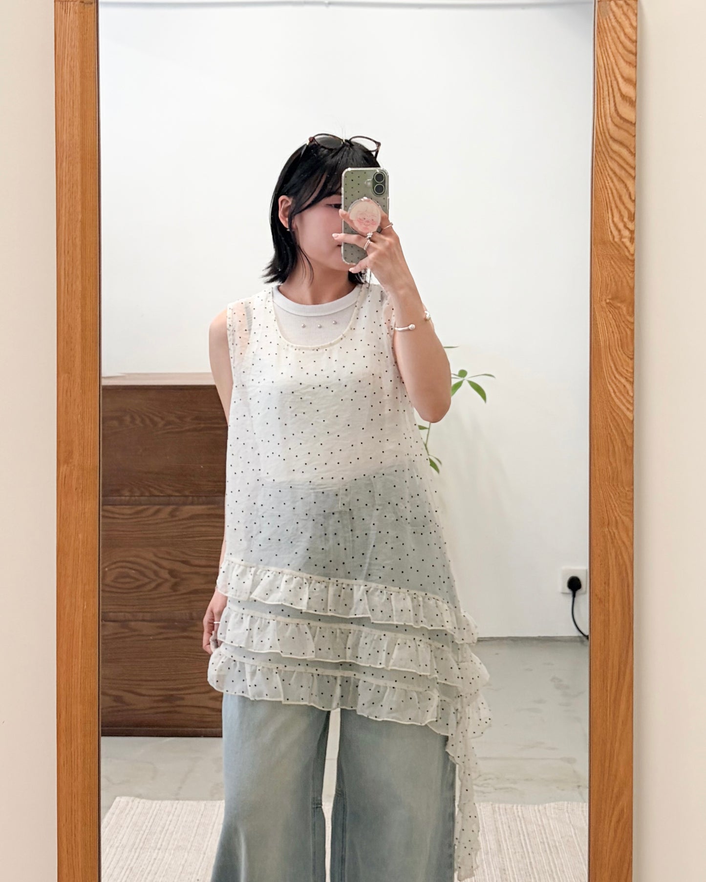 TP750- 網紗不規則Ruffle Vest Top | Ivory