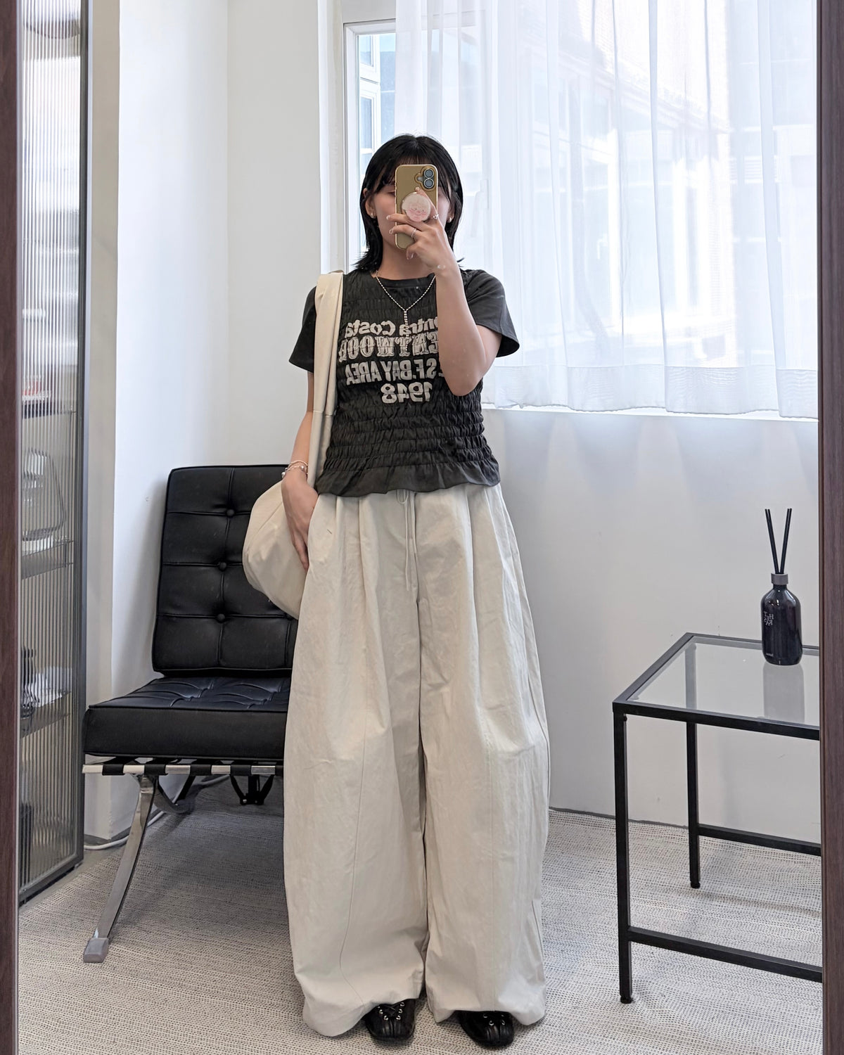 TP843- Printed Short Sleeve Shirring Top | Oatmeal | Charcoal