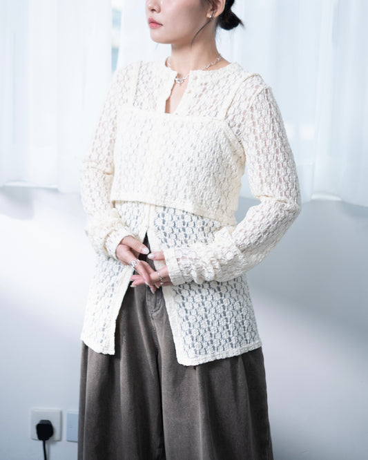 TP665- Lace Flower Set Blouse | Ivory | Black