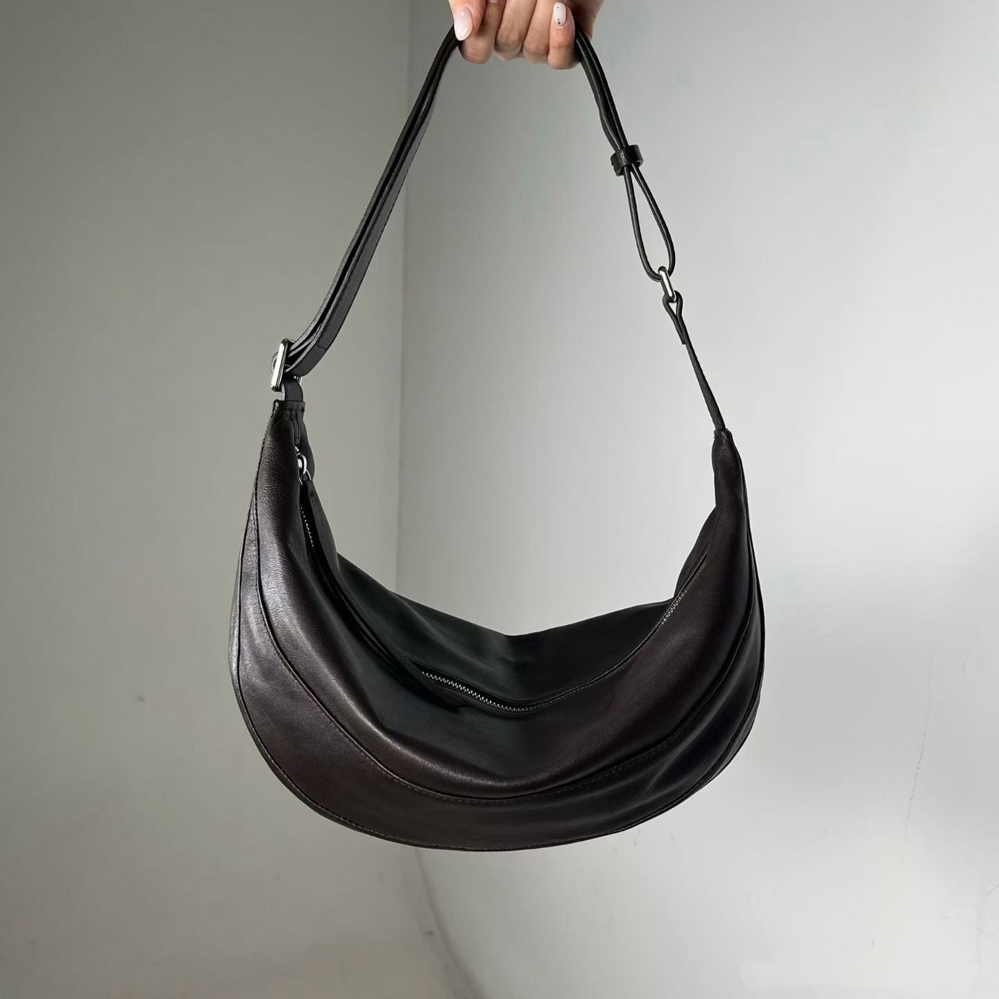 羊皮 大划艇包 | Black | Chocolate