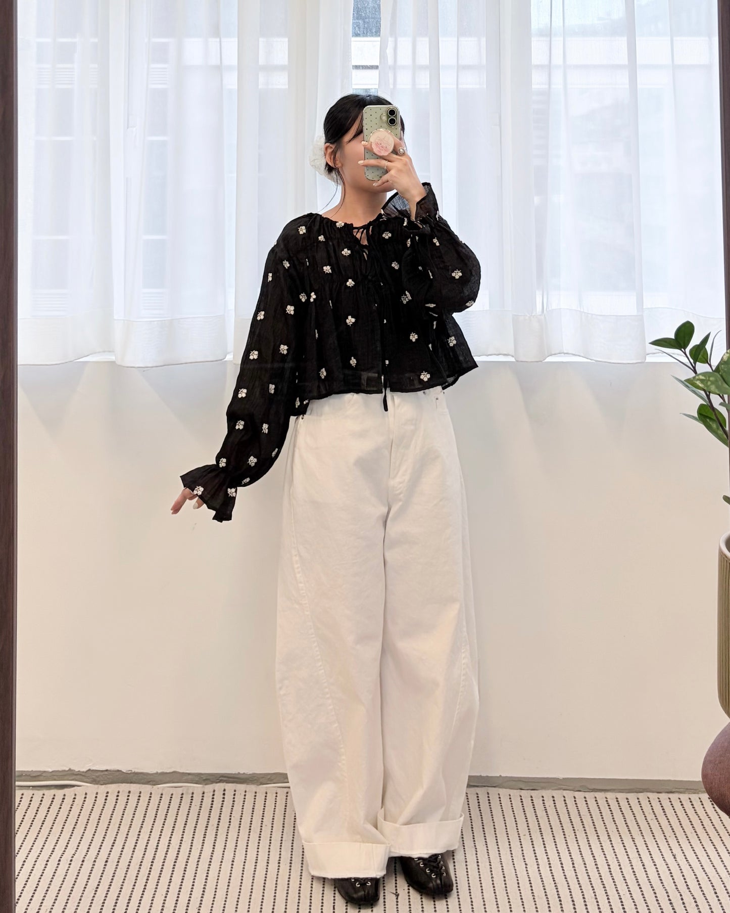 TP803- Flower Embroidery Blouse | White | Flower White | Flower Black