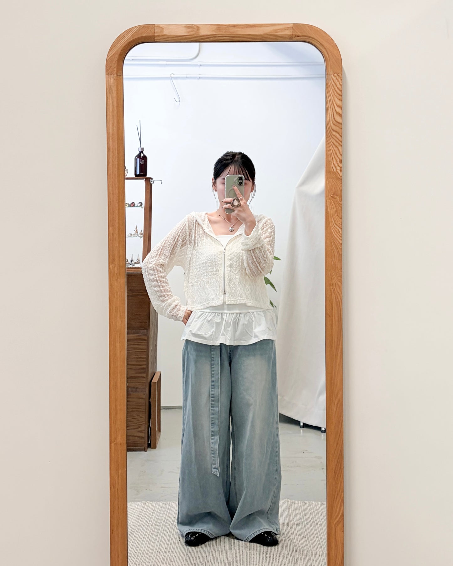 PT106- Wide Blue Jeans With Belt | Light Blue | Deep Blue ( S / M )