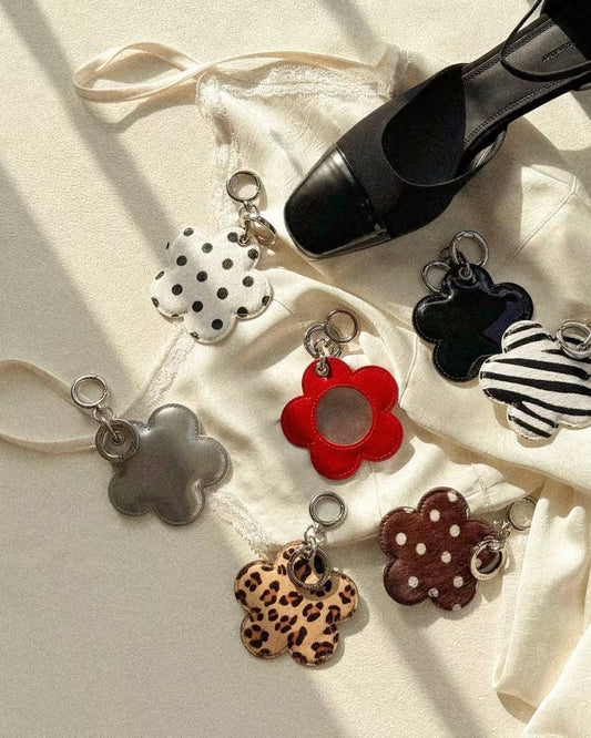 AC310- Cute Floral Mirror Charm
