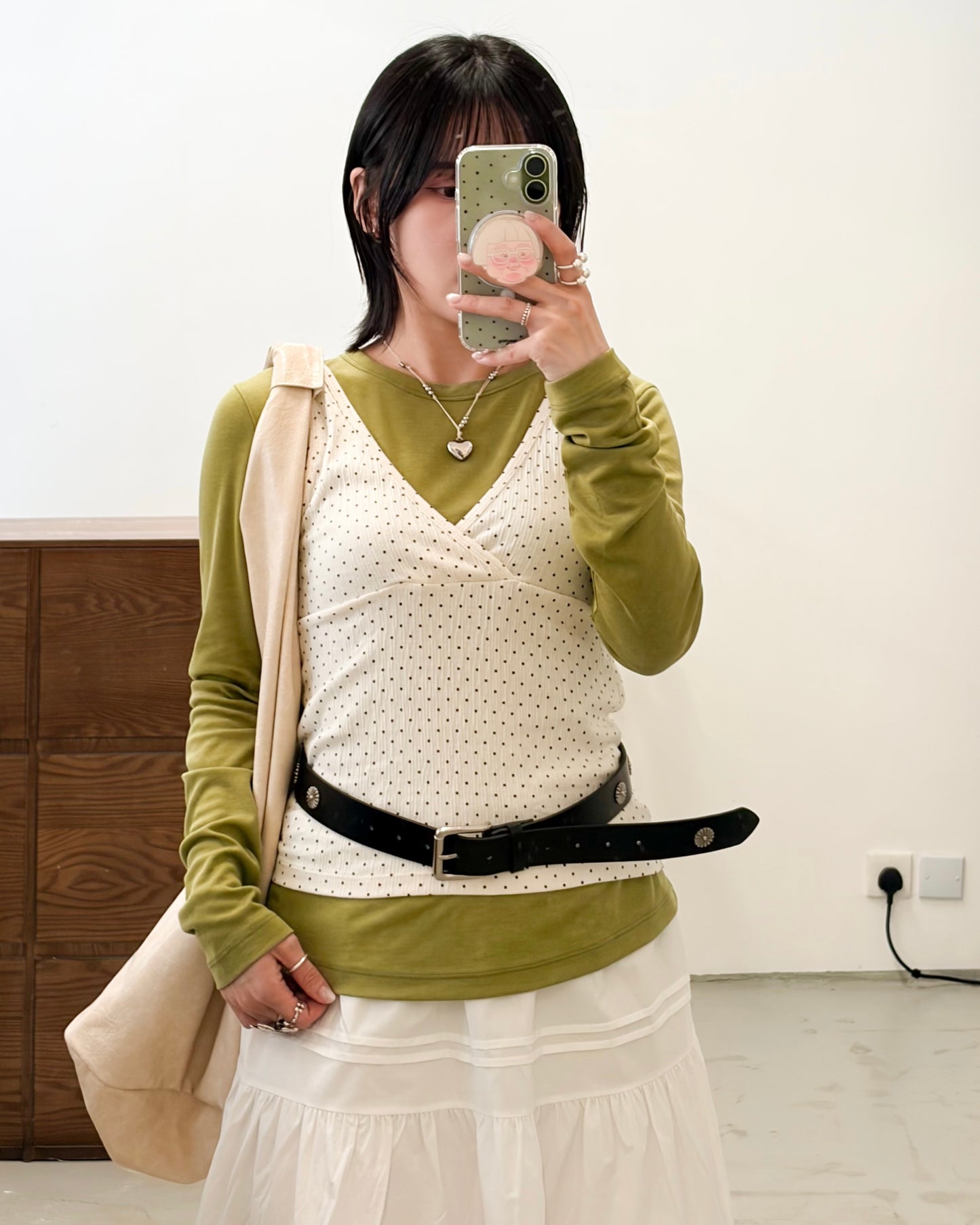 TP742- 皺紋波點V Neck Vest | Ivory | Grey | Black