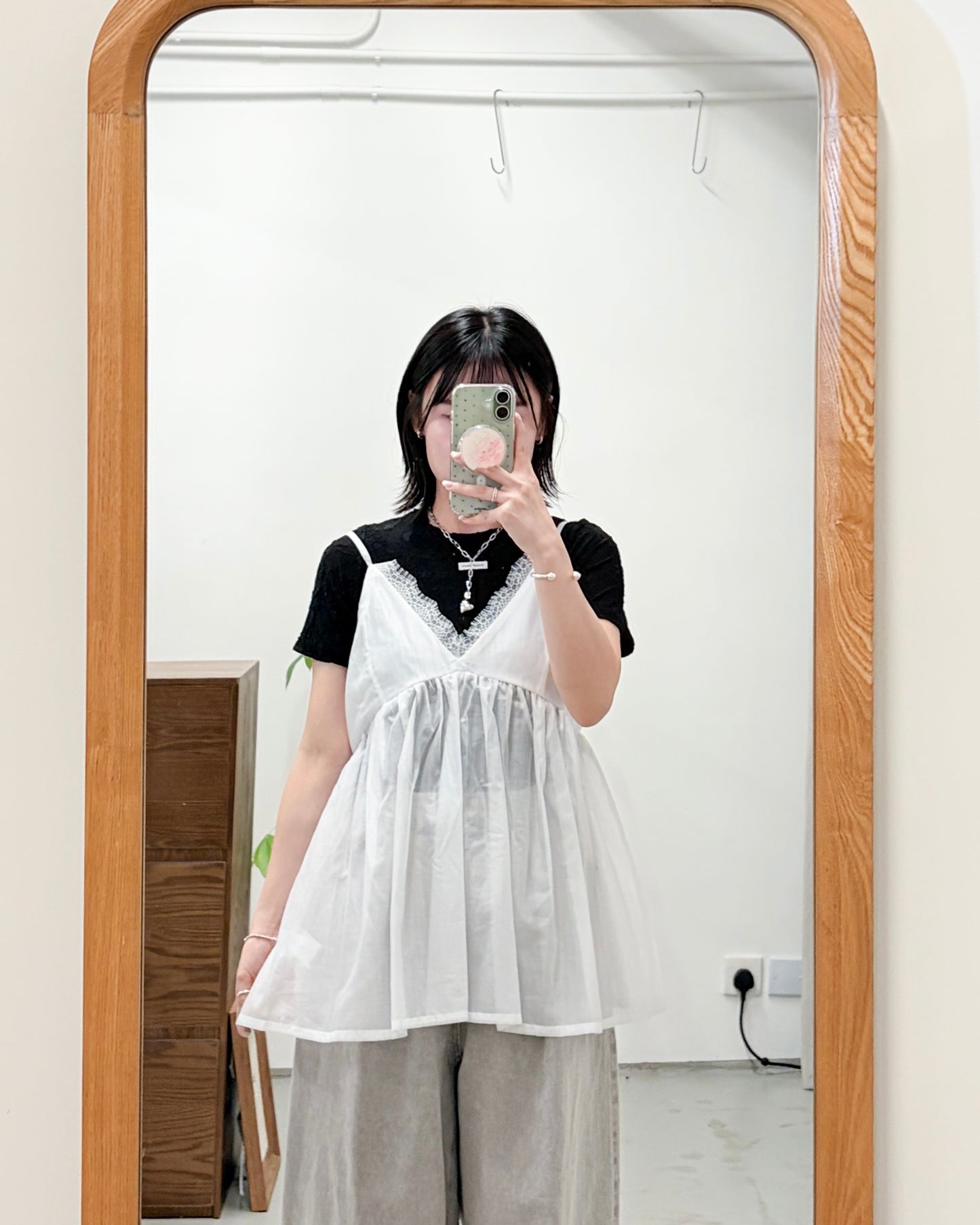 TP758- 暗花Skinny Top | White | Black