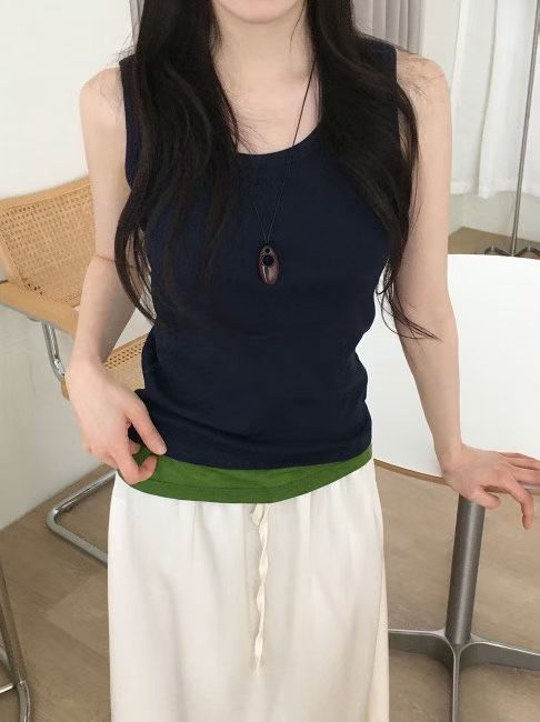 TP776- Daily Basic Vest | White | Black
