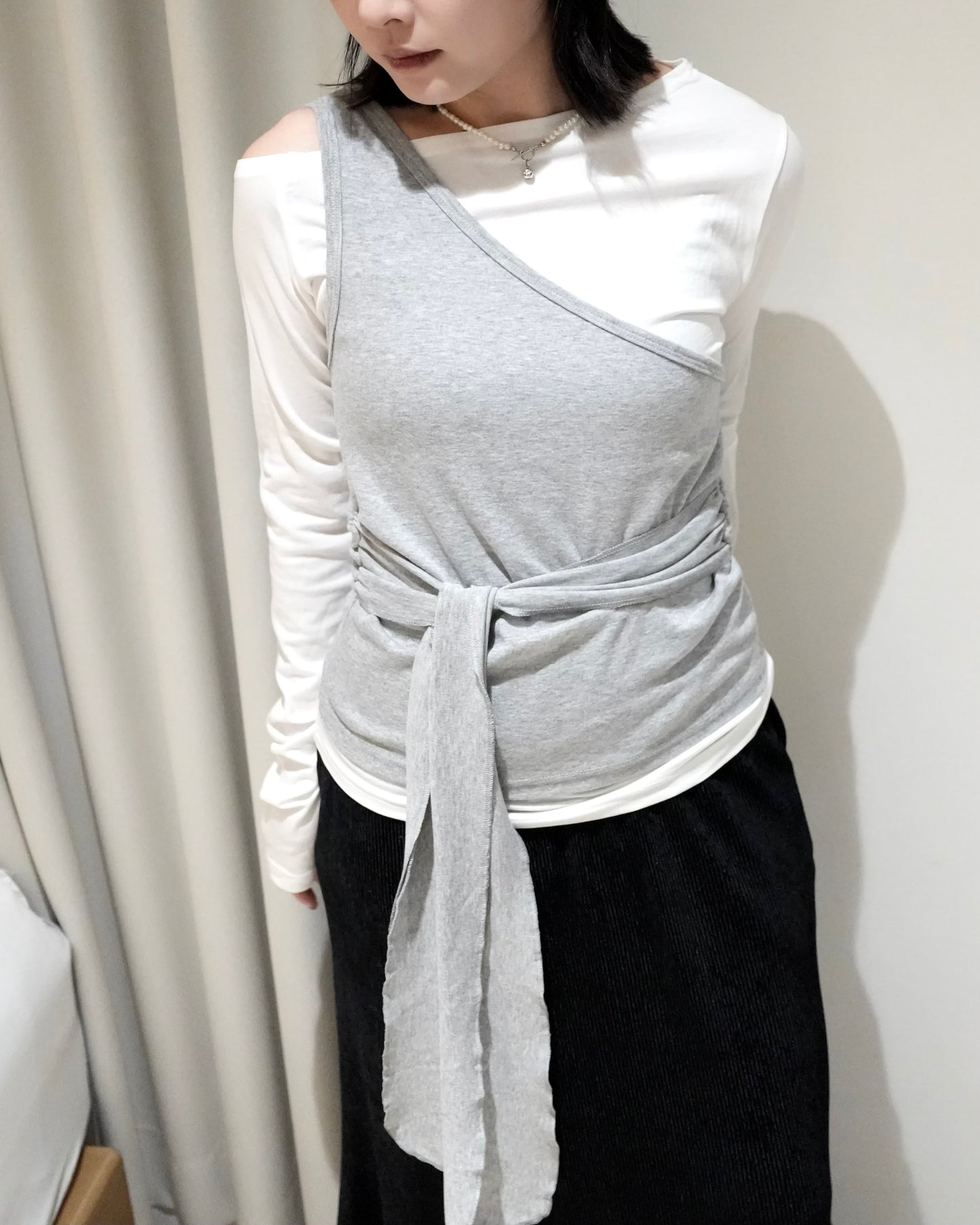 TP697- 斜肩背心綁帶Top Set | Brown x  Blue | White x Grey ( 2件連住 )