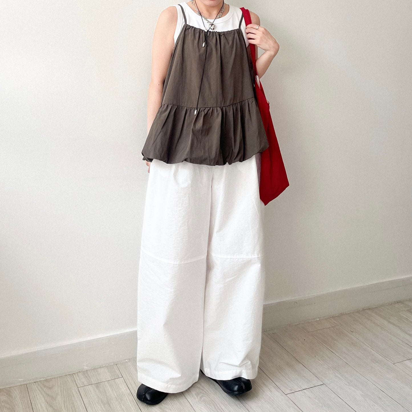 PT91- Wide Balloon Pants | White  | Charcoal