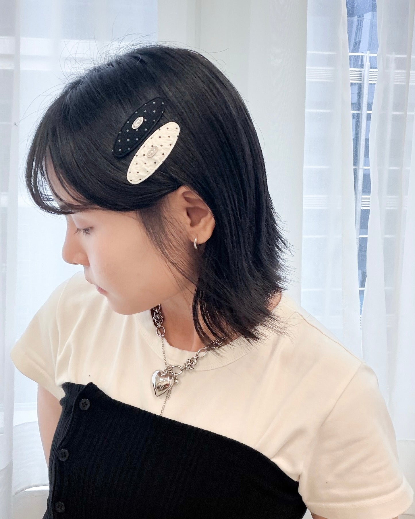 AC303- Small Dot Hair Clip | White | Grey | Butter | Black (1 pair)