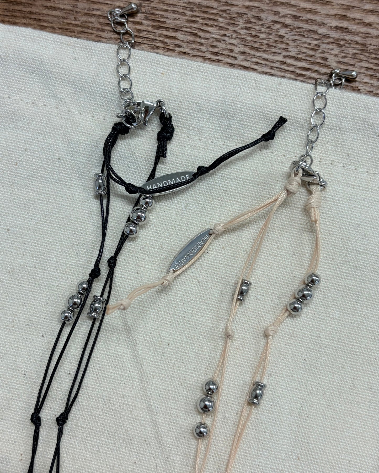 AC272- Handmade Heart Dot Necklace | Beige | Black ( 心心有微重量 )