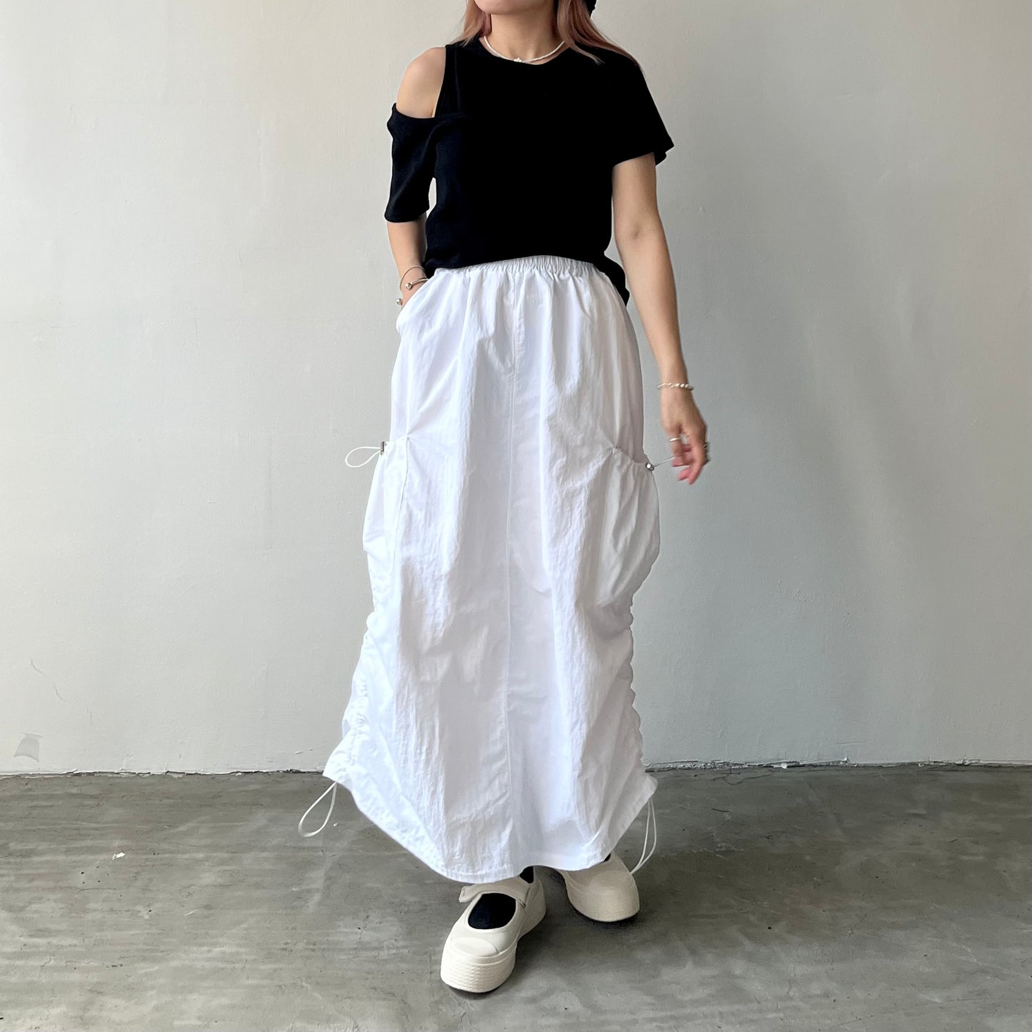 SK32- Two Drawstring Pocket Skirt | White | Blue | Black