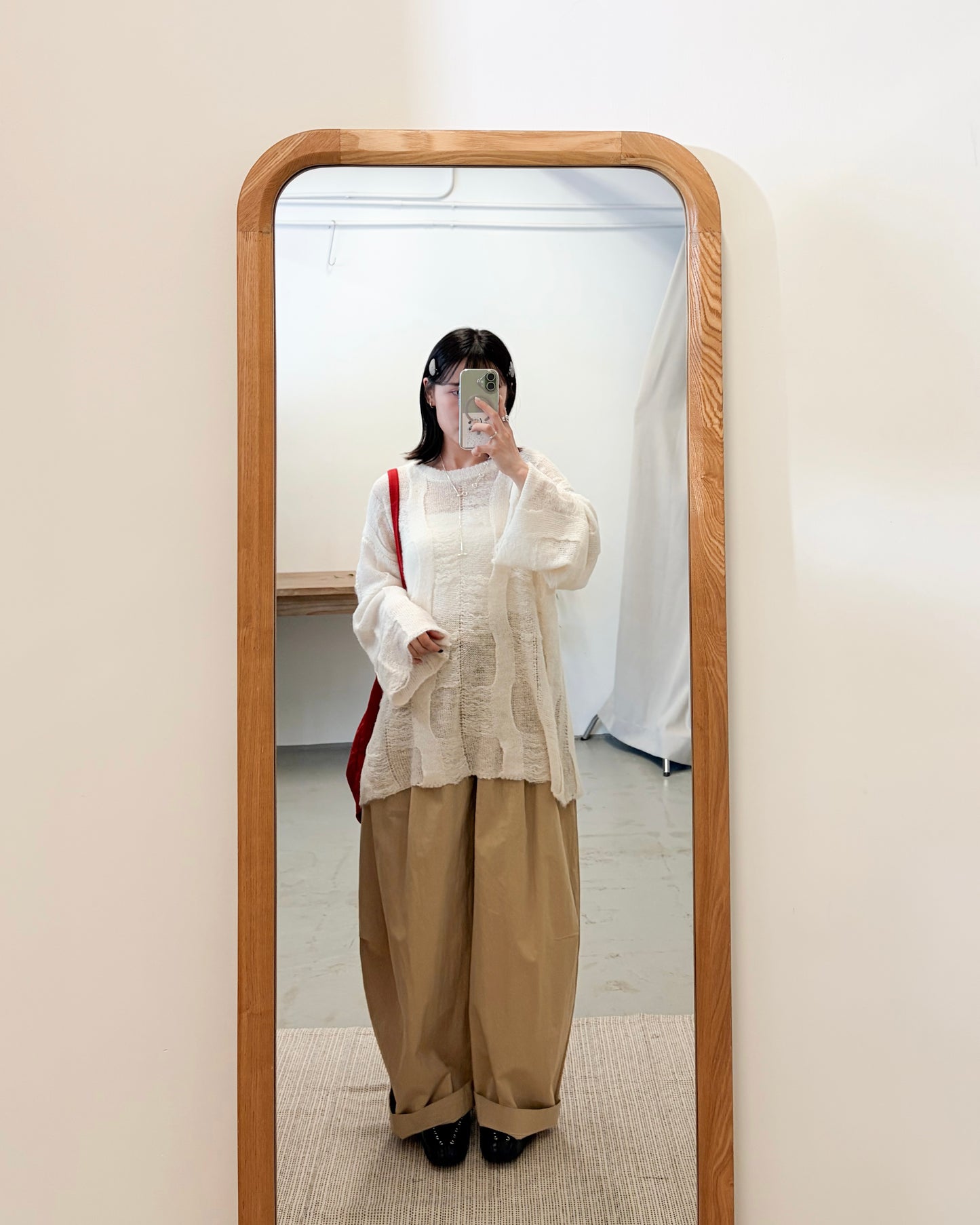 TP717- 馬海毛破爛Mesh Top | White | Brown | Black