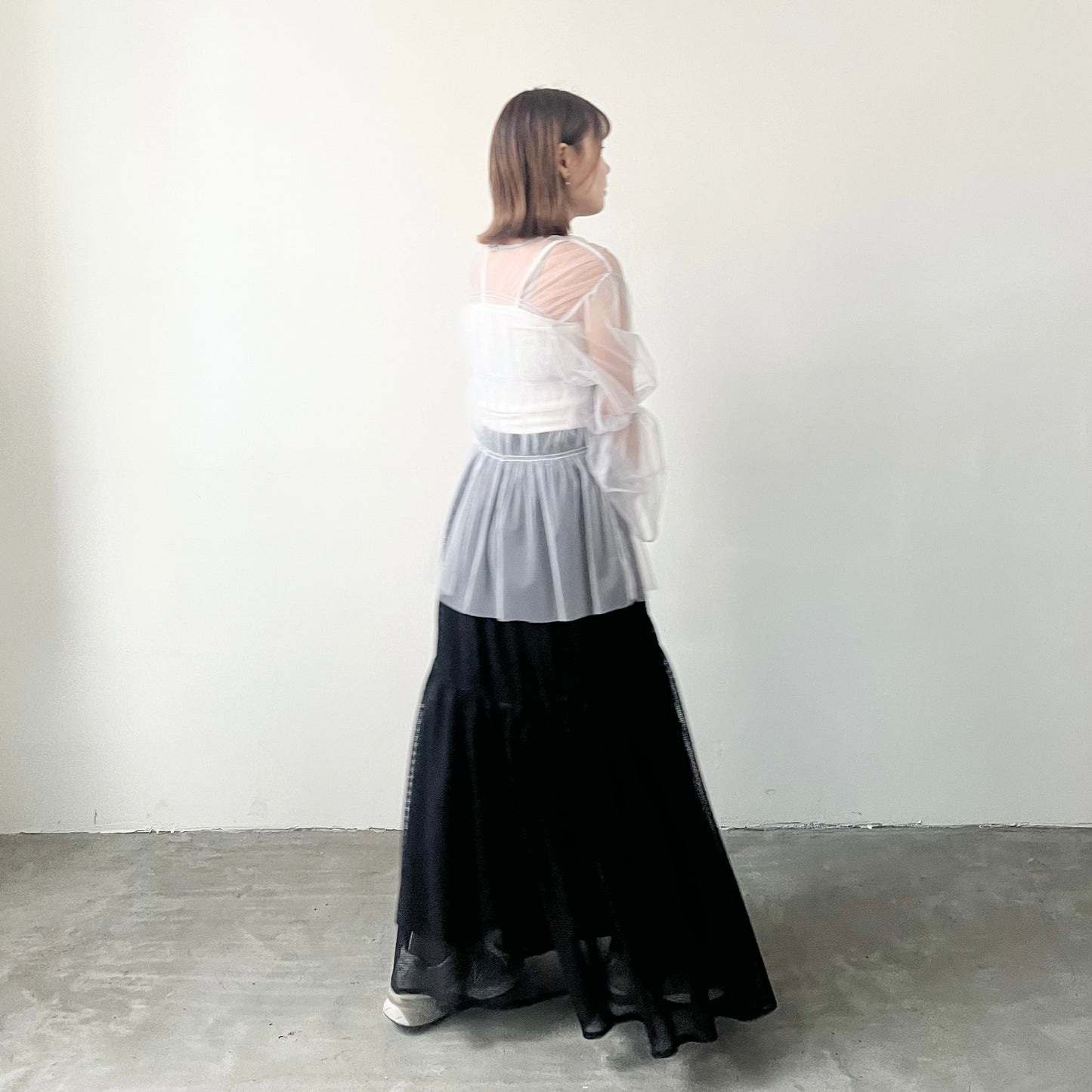 SK71- Mesh Flare Skirt | White  | Black