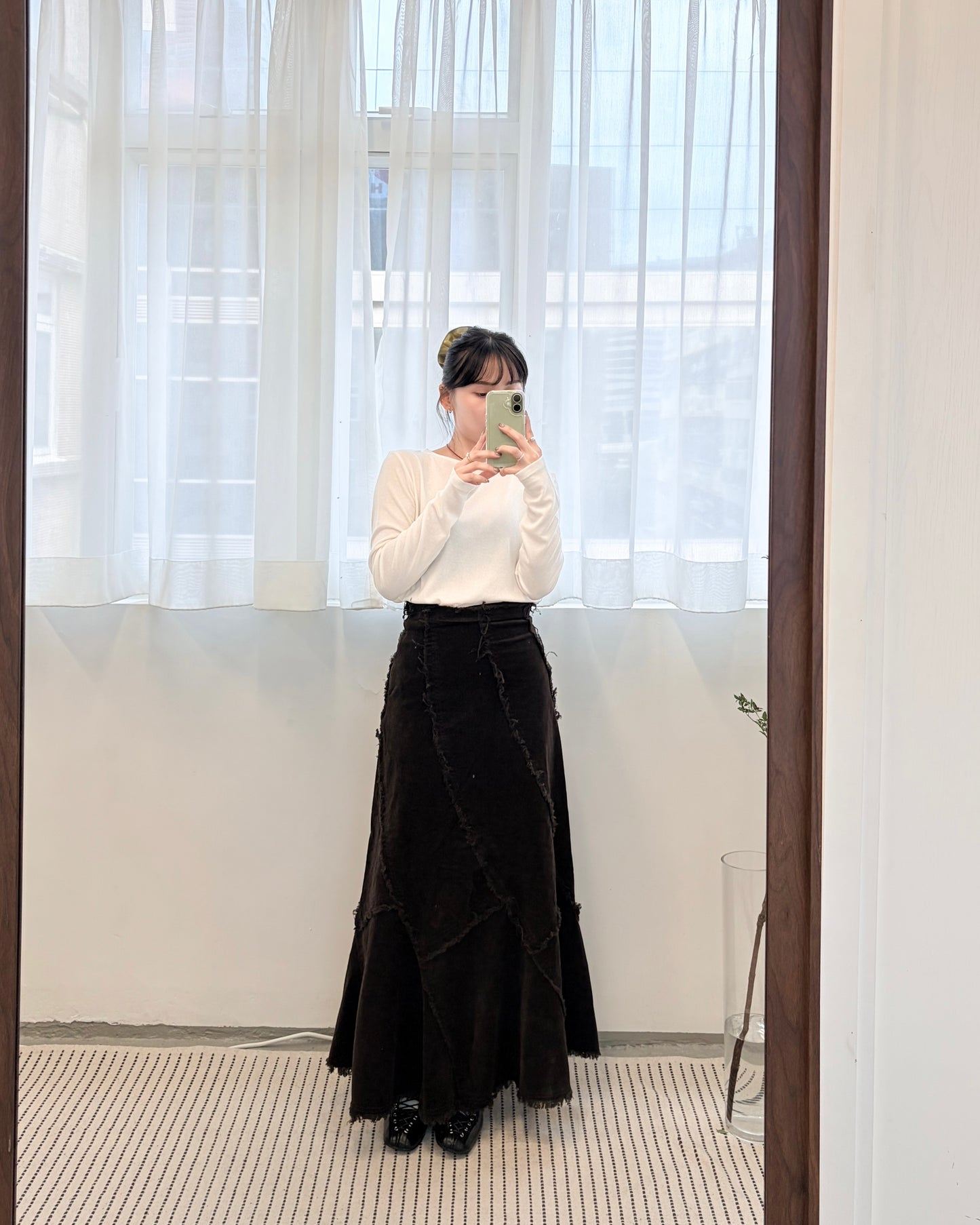 SK135- 薄燈芯絨破爛邊半截裙 ｜ Black | 棗紅色 | Brown