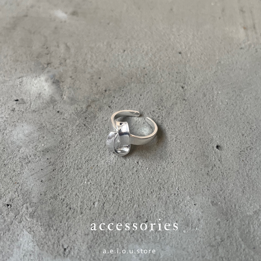 AC131- S925 Tie Ring