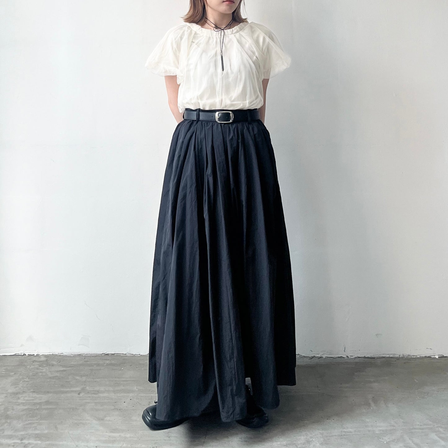 SK76- Umbrella Skirt With Belt | White | Black