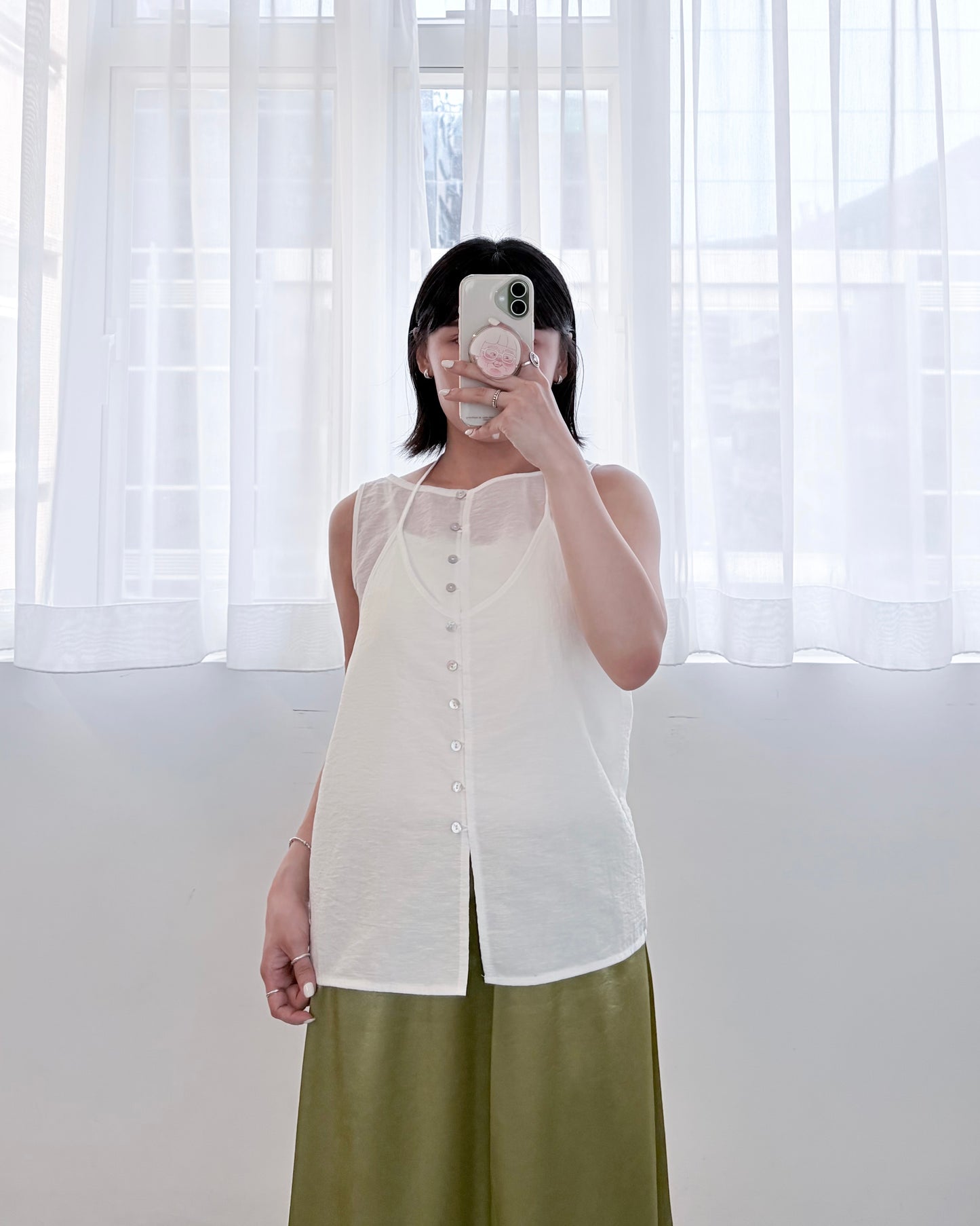 TP829- Office Vest | White | Black