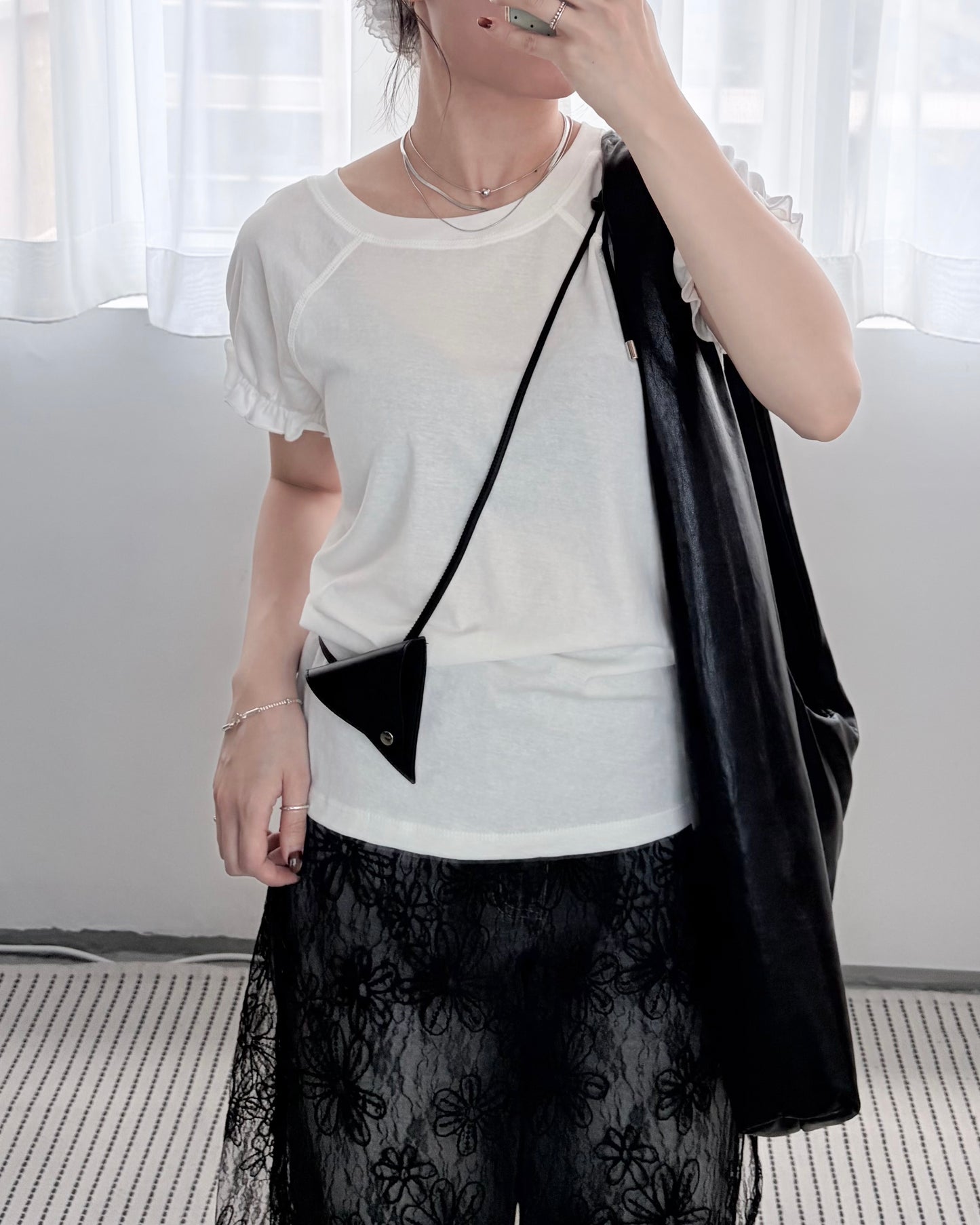 TP792- Ruffle Sleeves Top | White | Navy