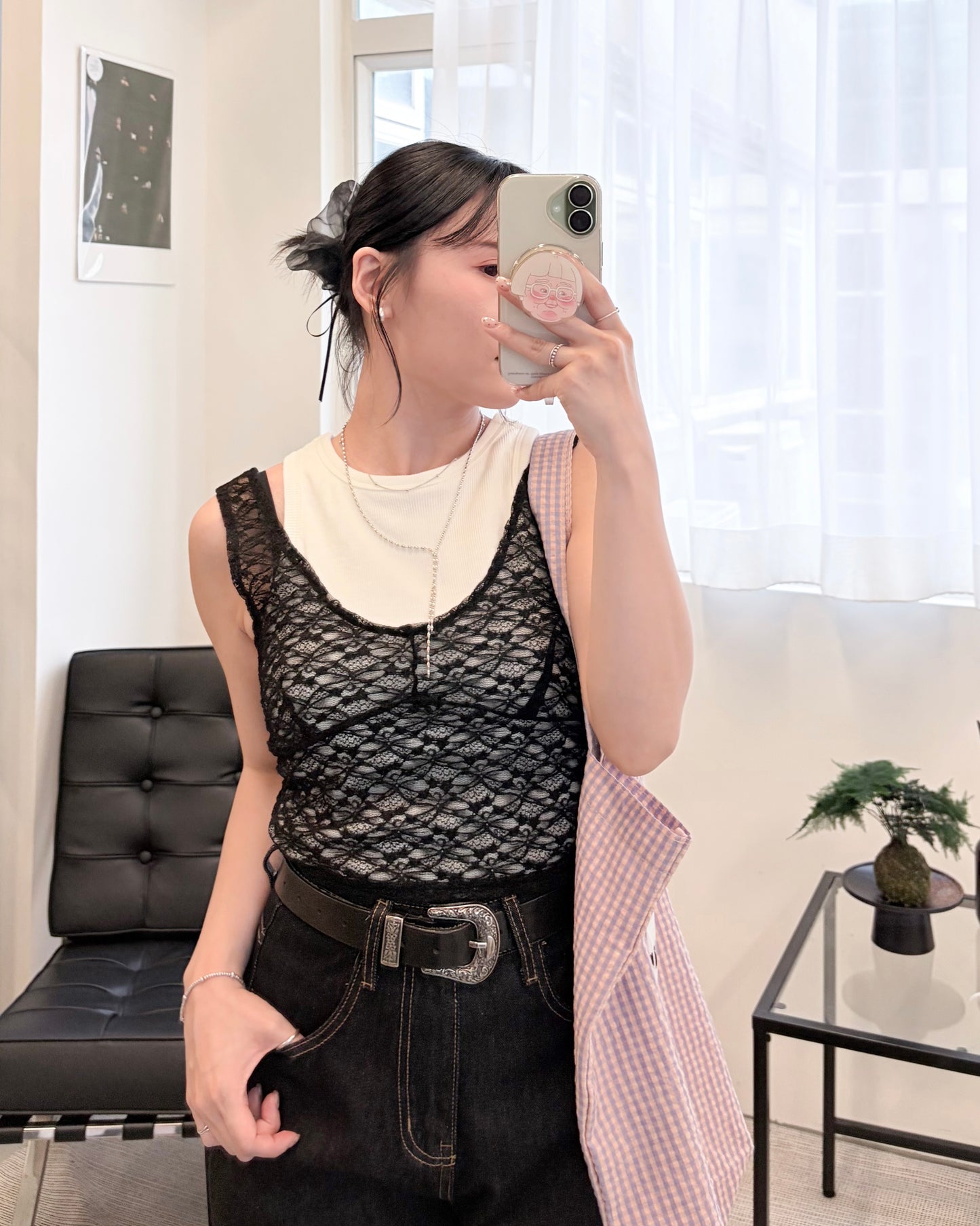 TP831- Short Lace Vest | Ivory | Black