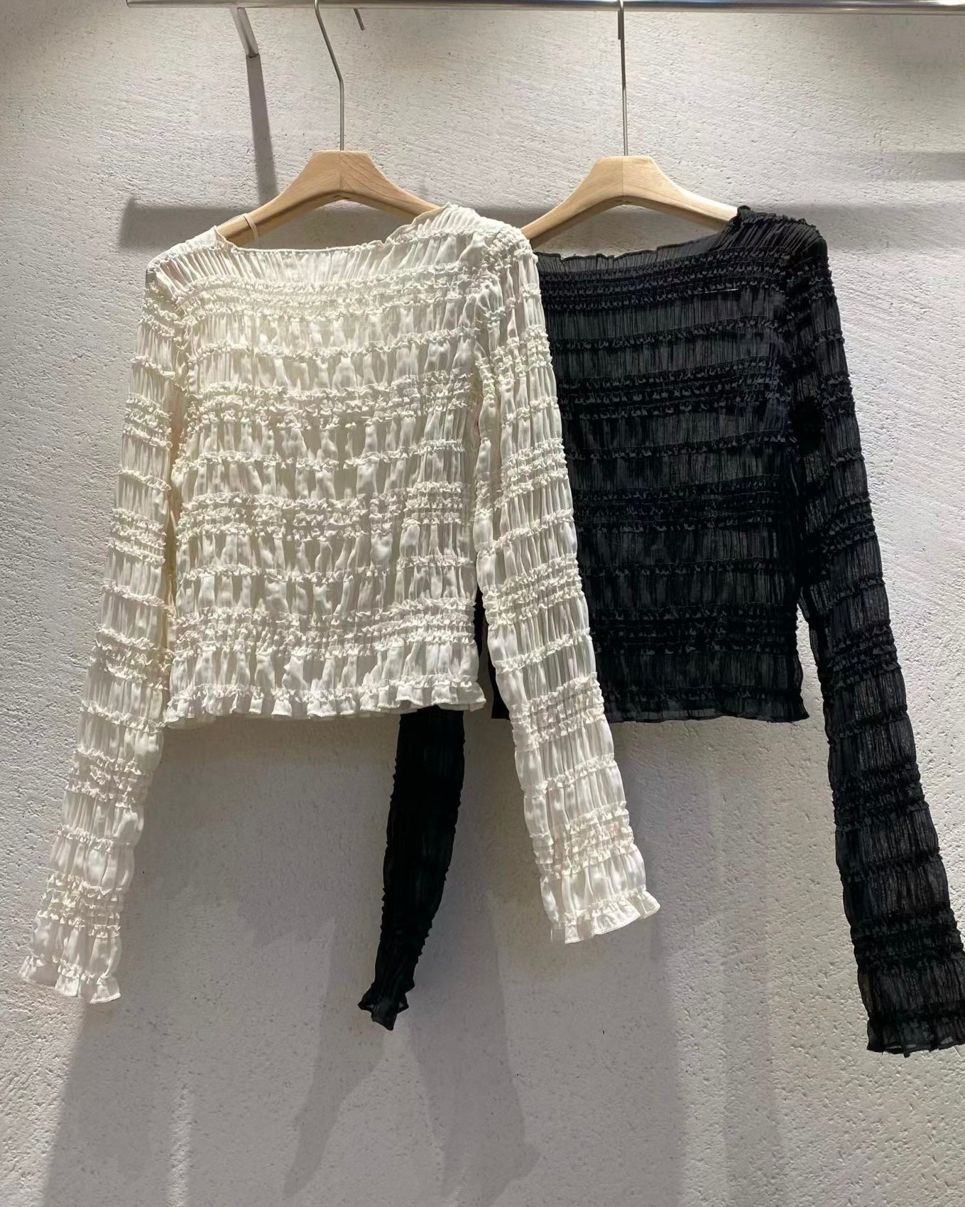 TP734- Smocked Blouse | Ivory | Black