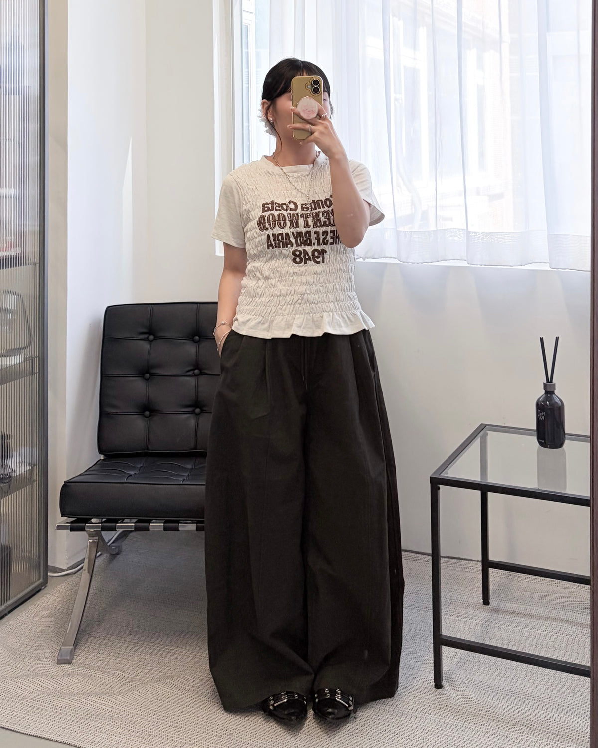 TP843- Printed Short Sleeve Shirring Top | Oatmeal | Charcoal