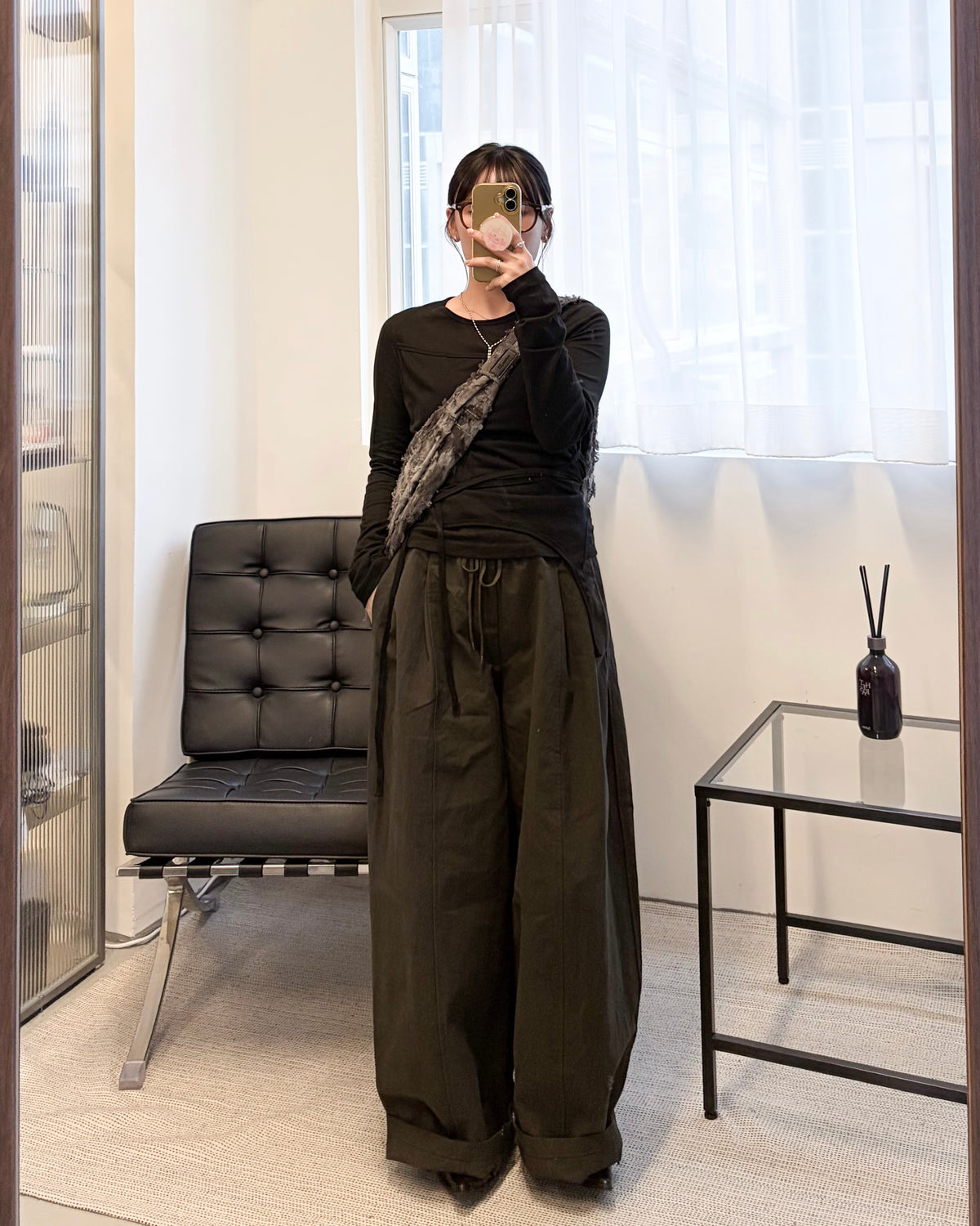 PT125- 挺身Cotton Balloon Pants | Ivory | Dark Brown