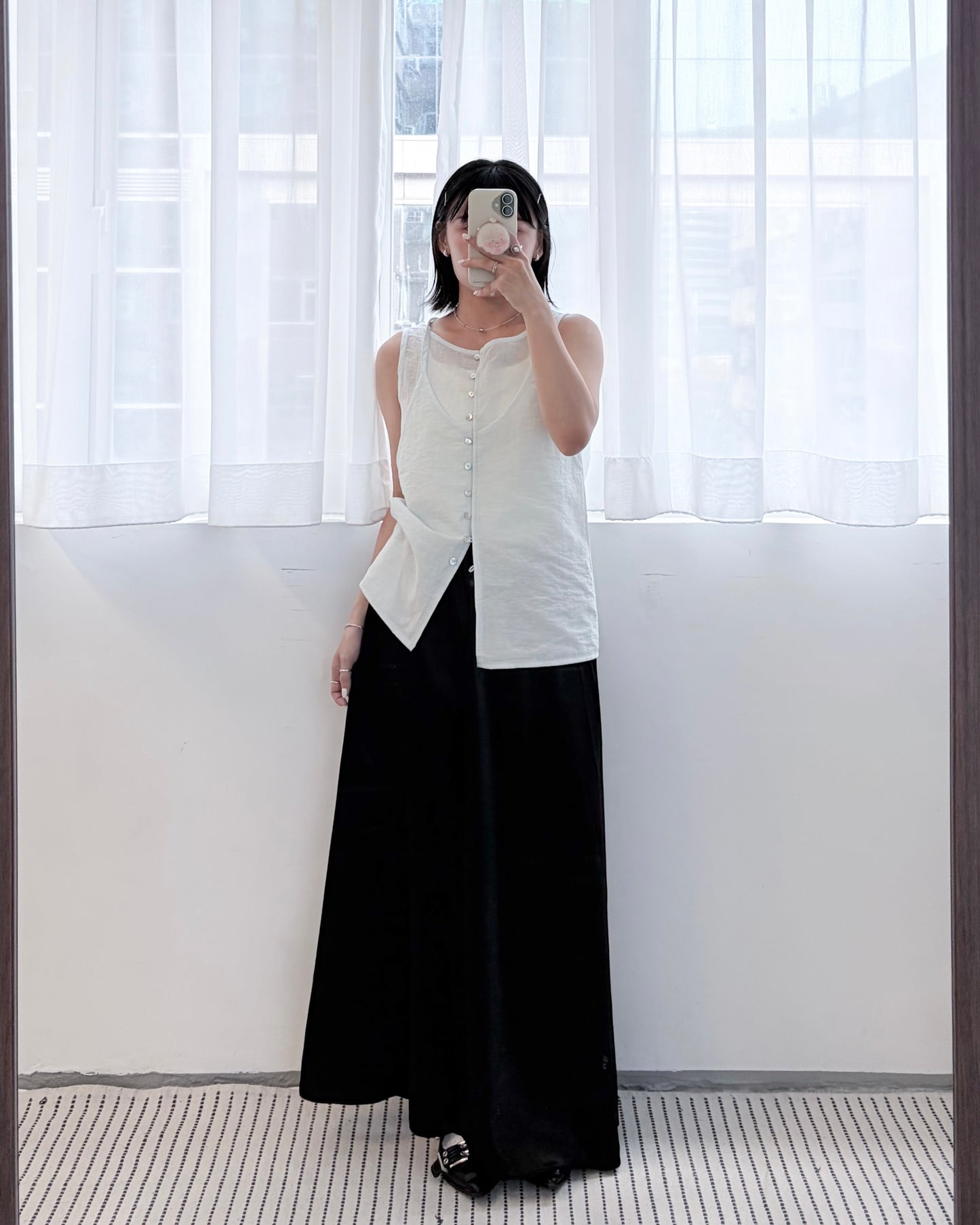TP829- Office Vest | White | Black