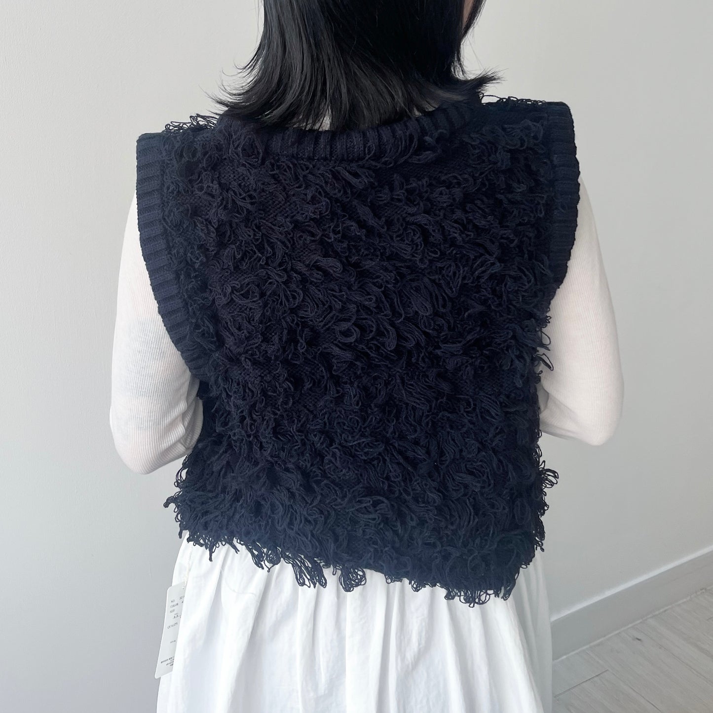 TP441- Loop Knit Cropped Vest | Navy