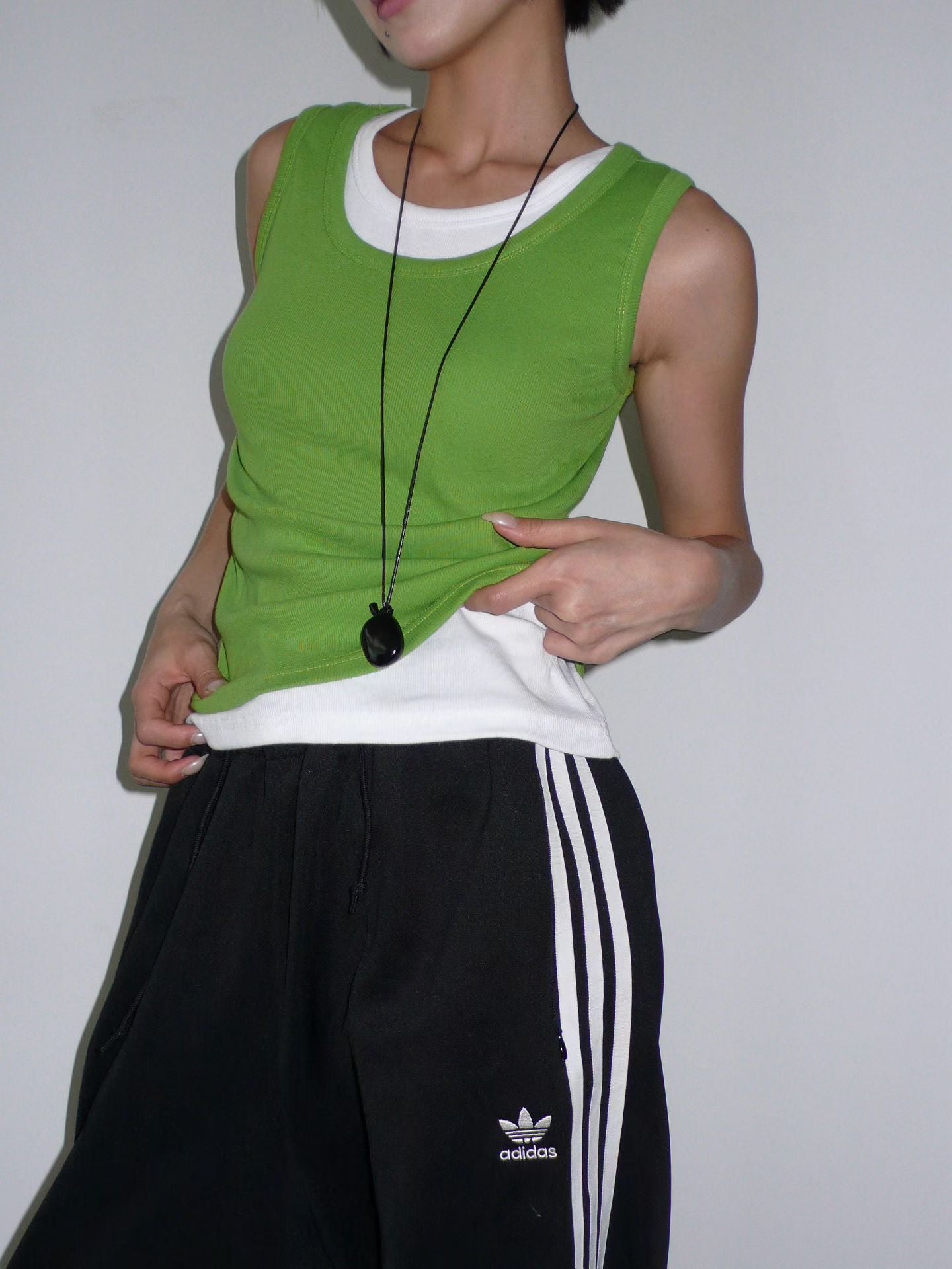 TP776- Daily Basic Vest | White | Black