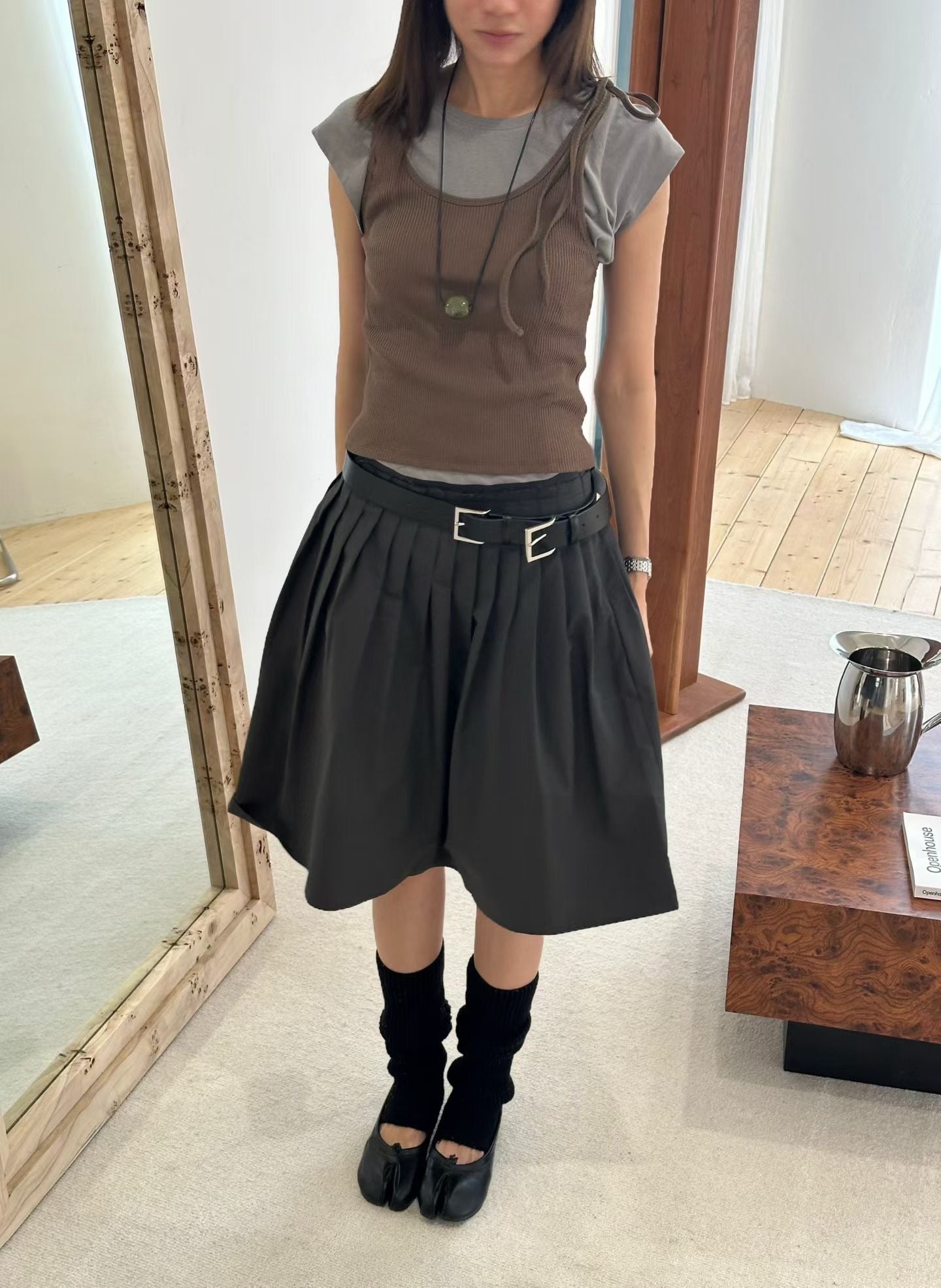 TP676- Side Ribbon Vest | Milk tea | Brown | Black