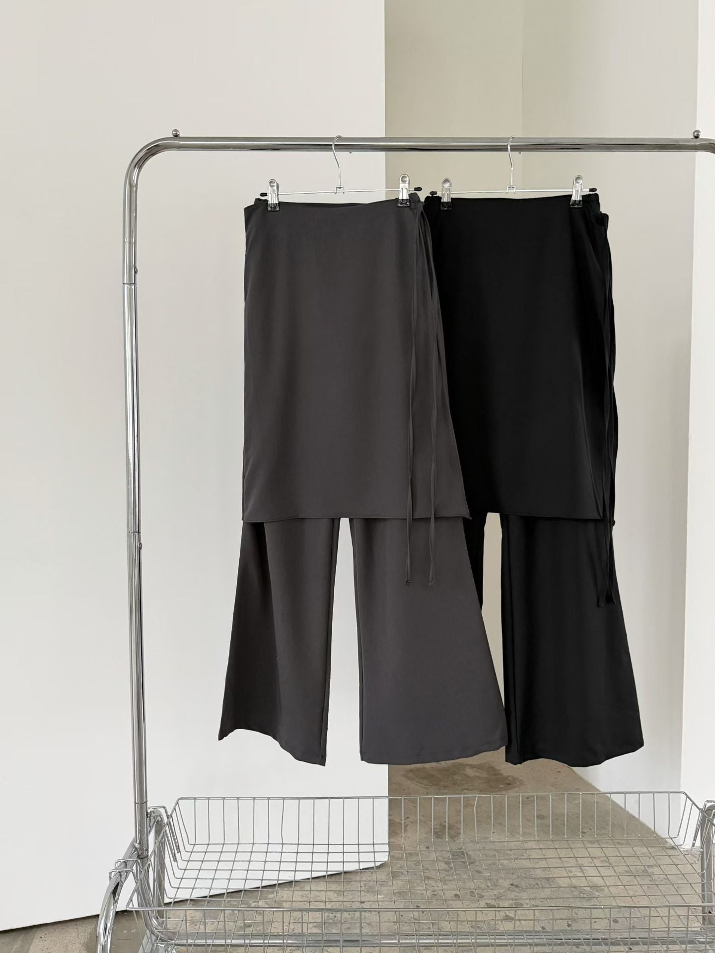 PT113- Bird Pant | Grey | Black